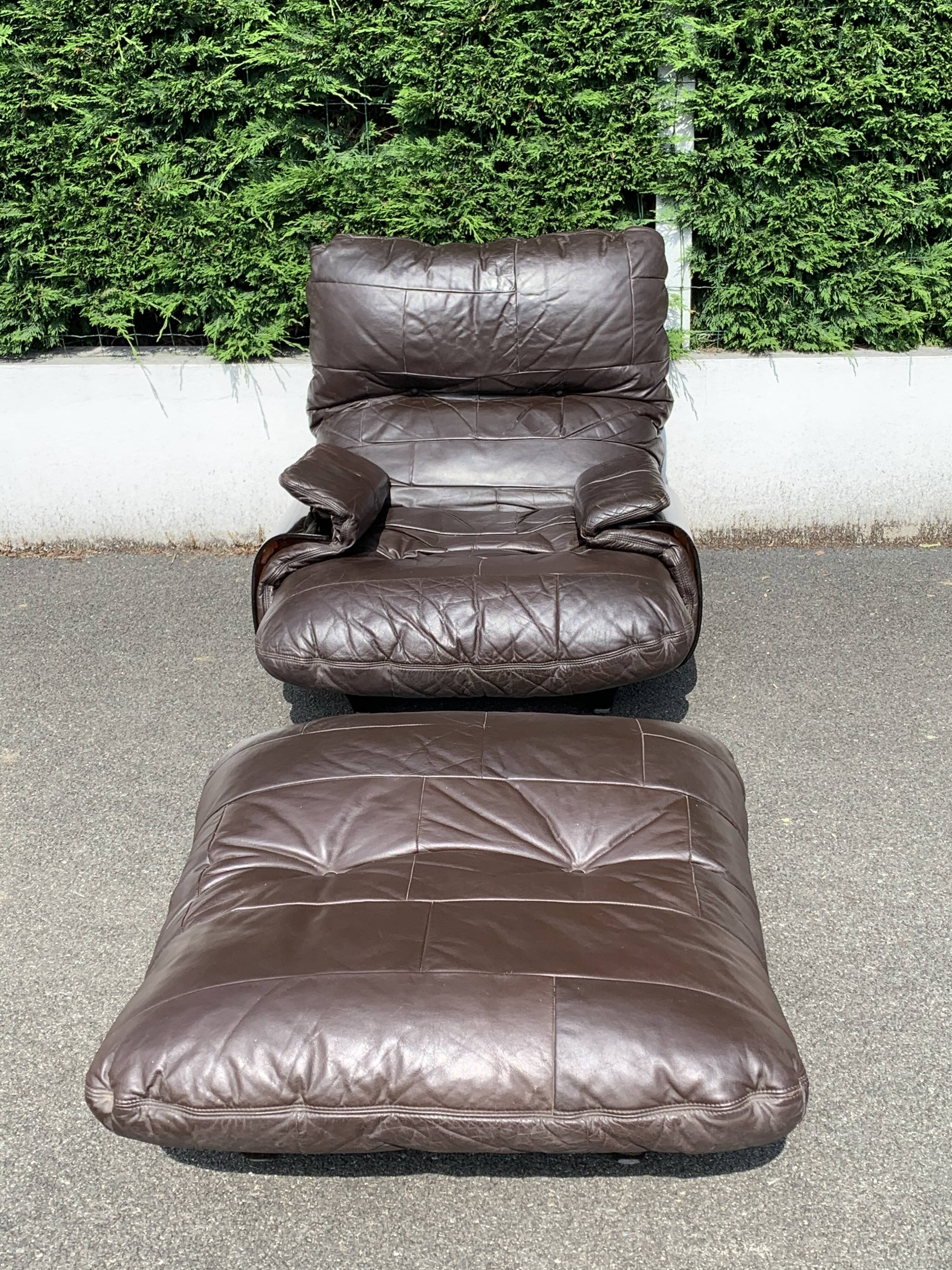 Pair of armchairs and ottoman leather Marsala by Michel Ducaroy for Ligne Roset 1970