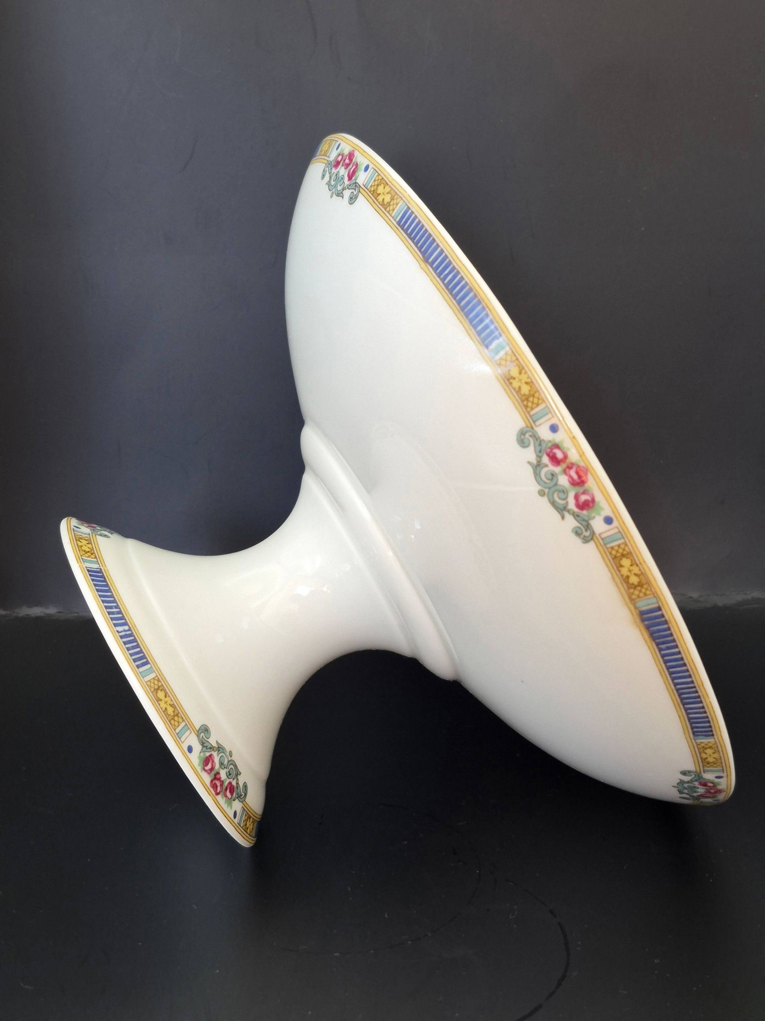 Fine porcelain compote from Limoges Bernardaud & Cie – Art Deco – A712