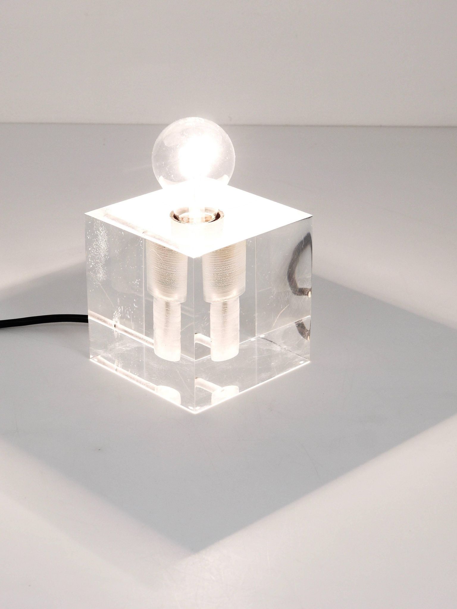 Cubic table or postmodern accent lamp in lucite, Italy, 1970s