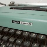 Olivetti Lettera 32 typewriter