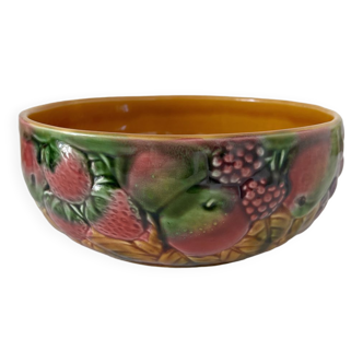 Earthenware salad bowl in vintage Sarreguemines fruit slip