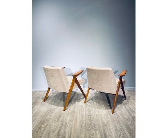 Paire de fauteuils vintage Bunny de J. Chierowski 1960