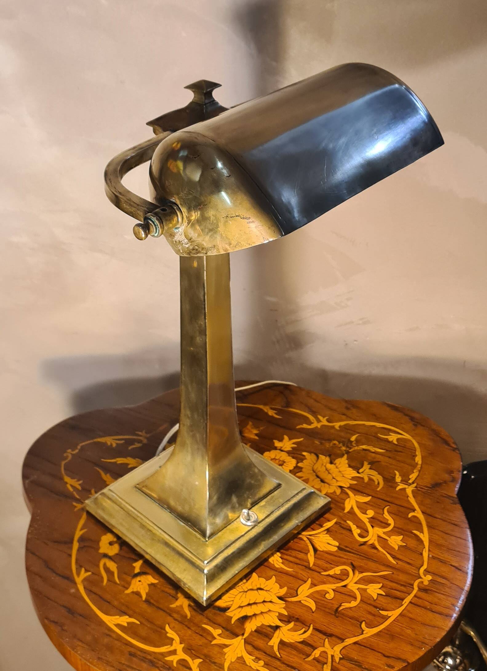 Art Deco brass desk lamp from the 1930s to 1950s, electric OK, h43x30