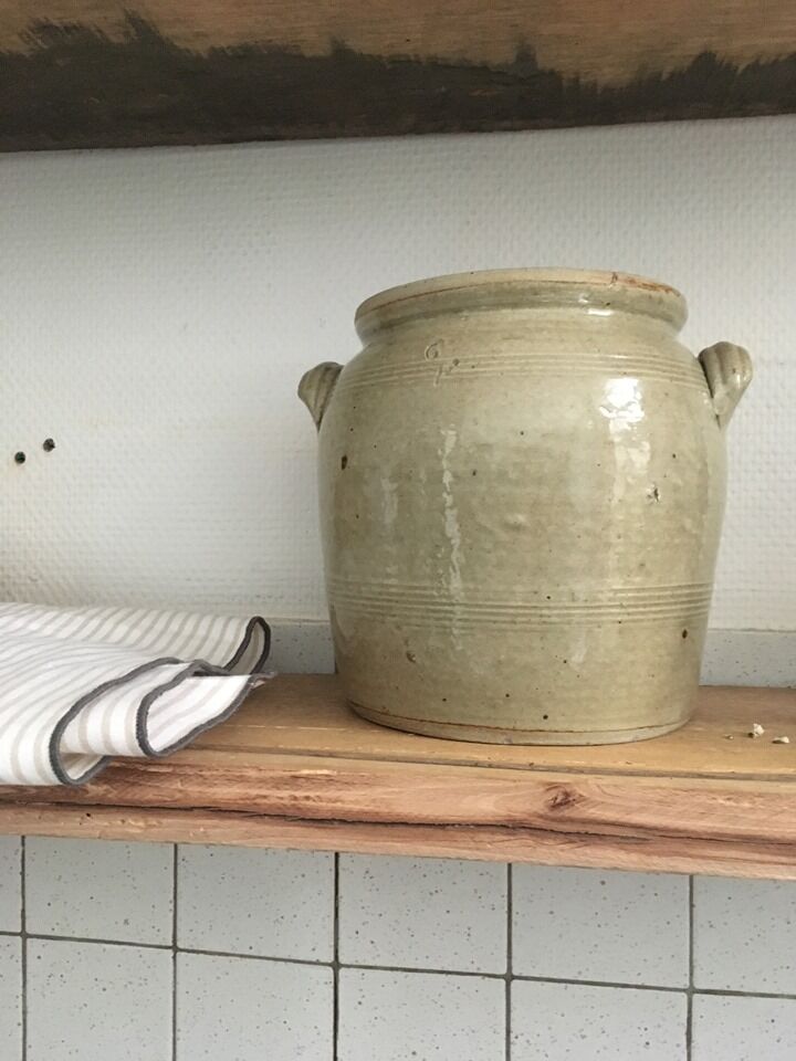 Vintage sandstone pot