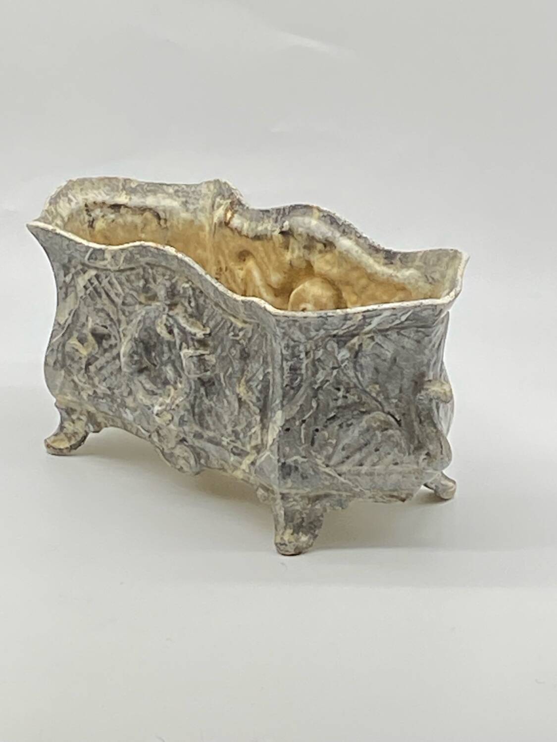 Antique cast iron planter / Medici style / garden / bourgeois house