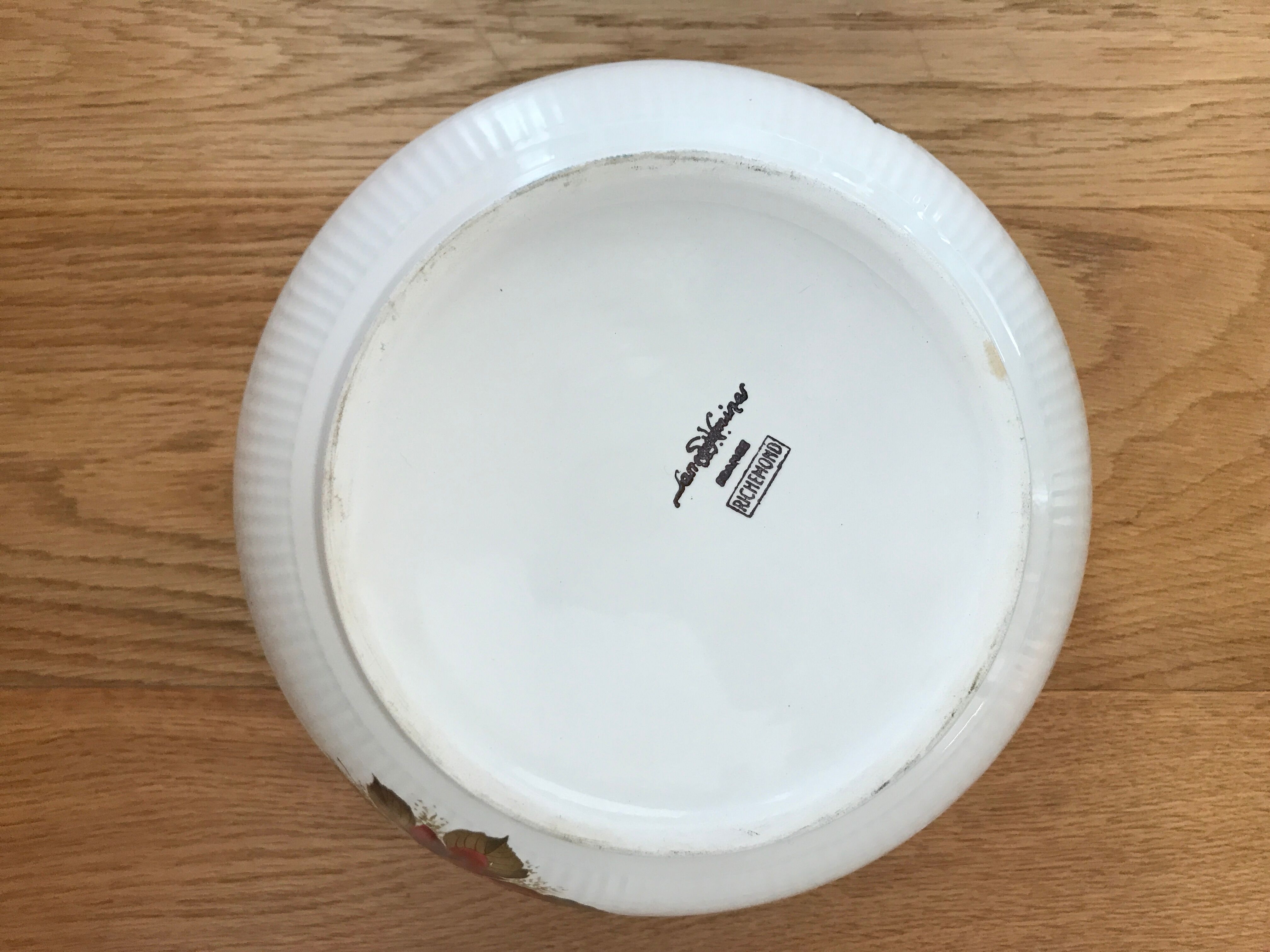 Sarreguemines salad bowl with Richemond decoration