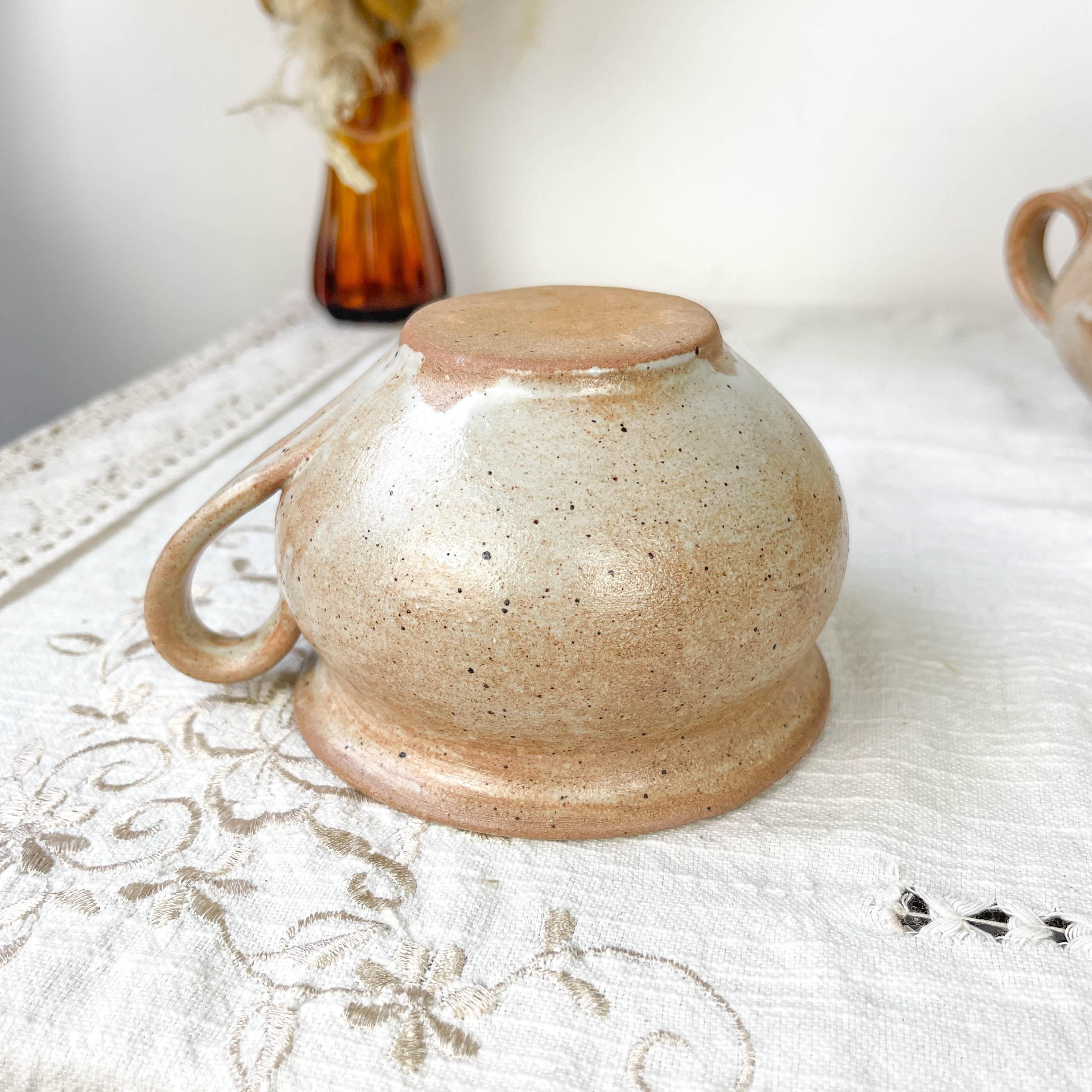 8 cups in vintage enamelled stoneware