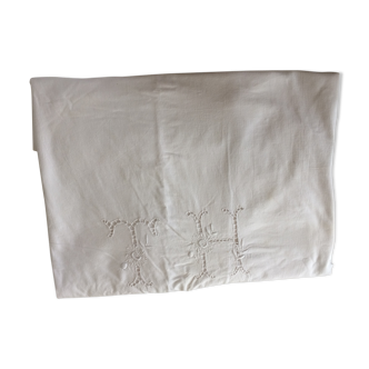 Drap ancien blanc plusieurs rangs de jours revers monogramme