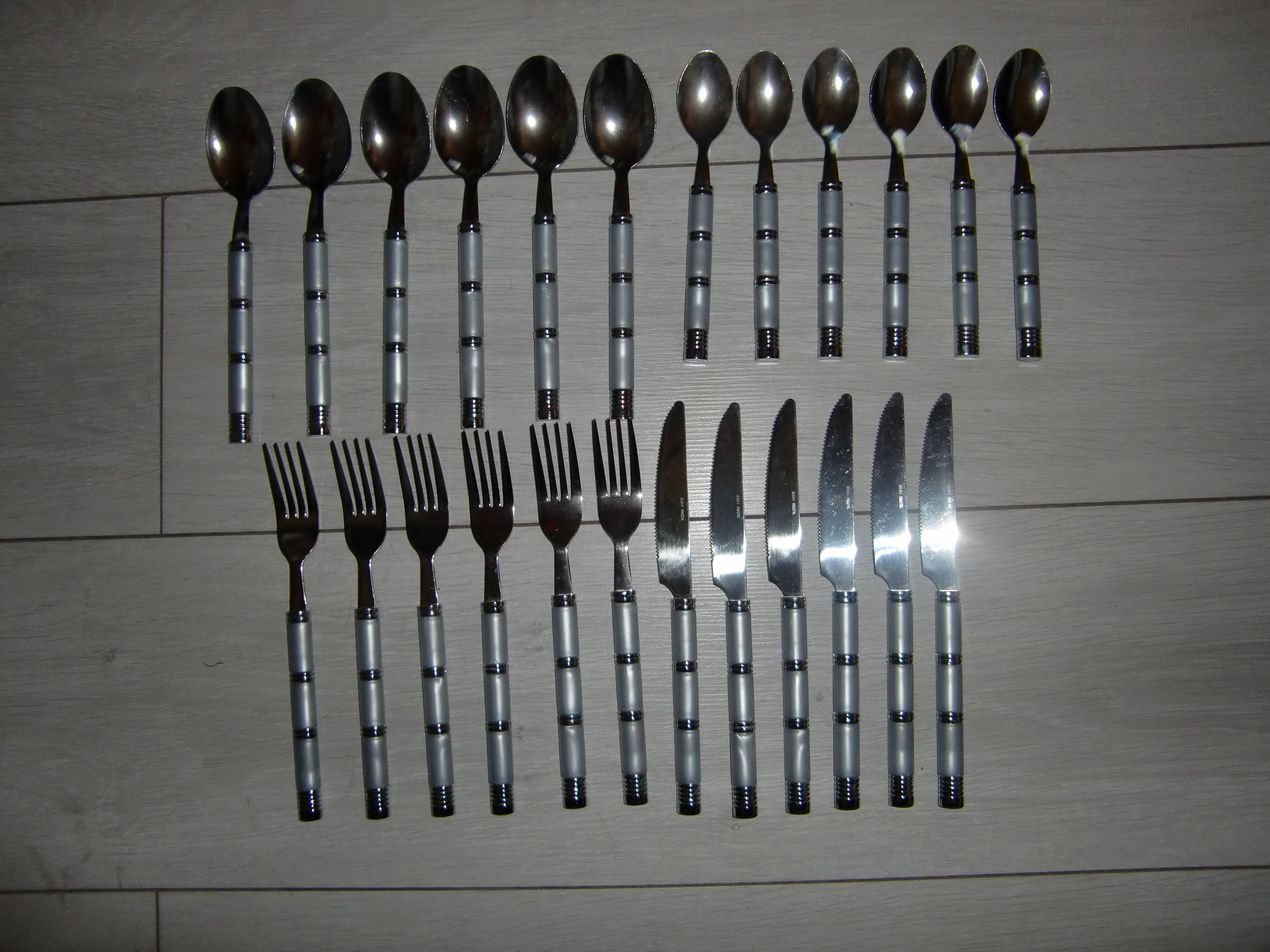 24-piece stainless steel cutlery set with pearly handles