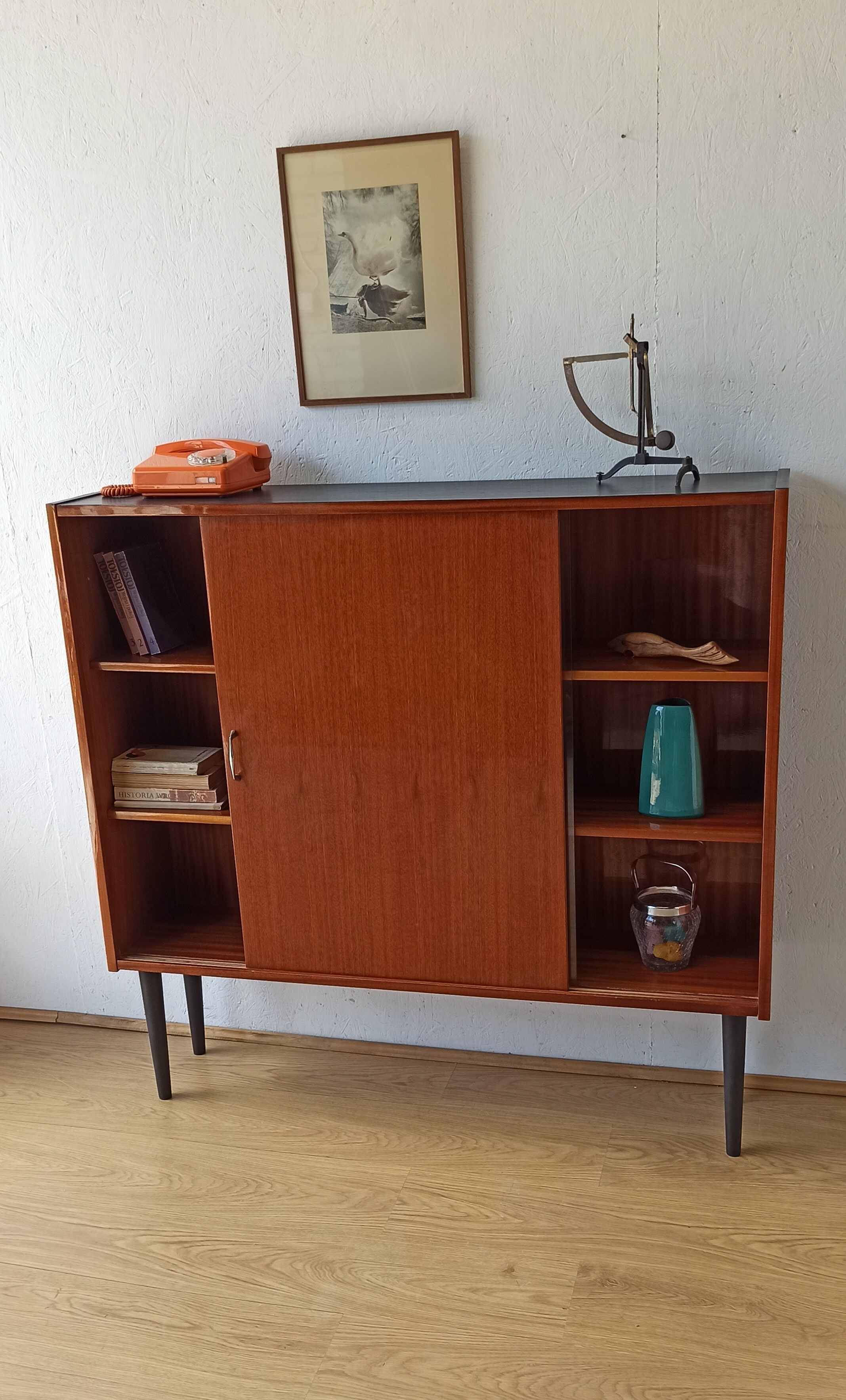 Bookcase of the 1970 .