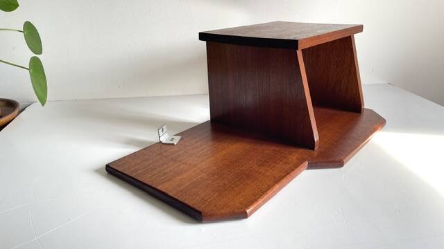 Scandinavian Wall Nightstand