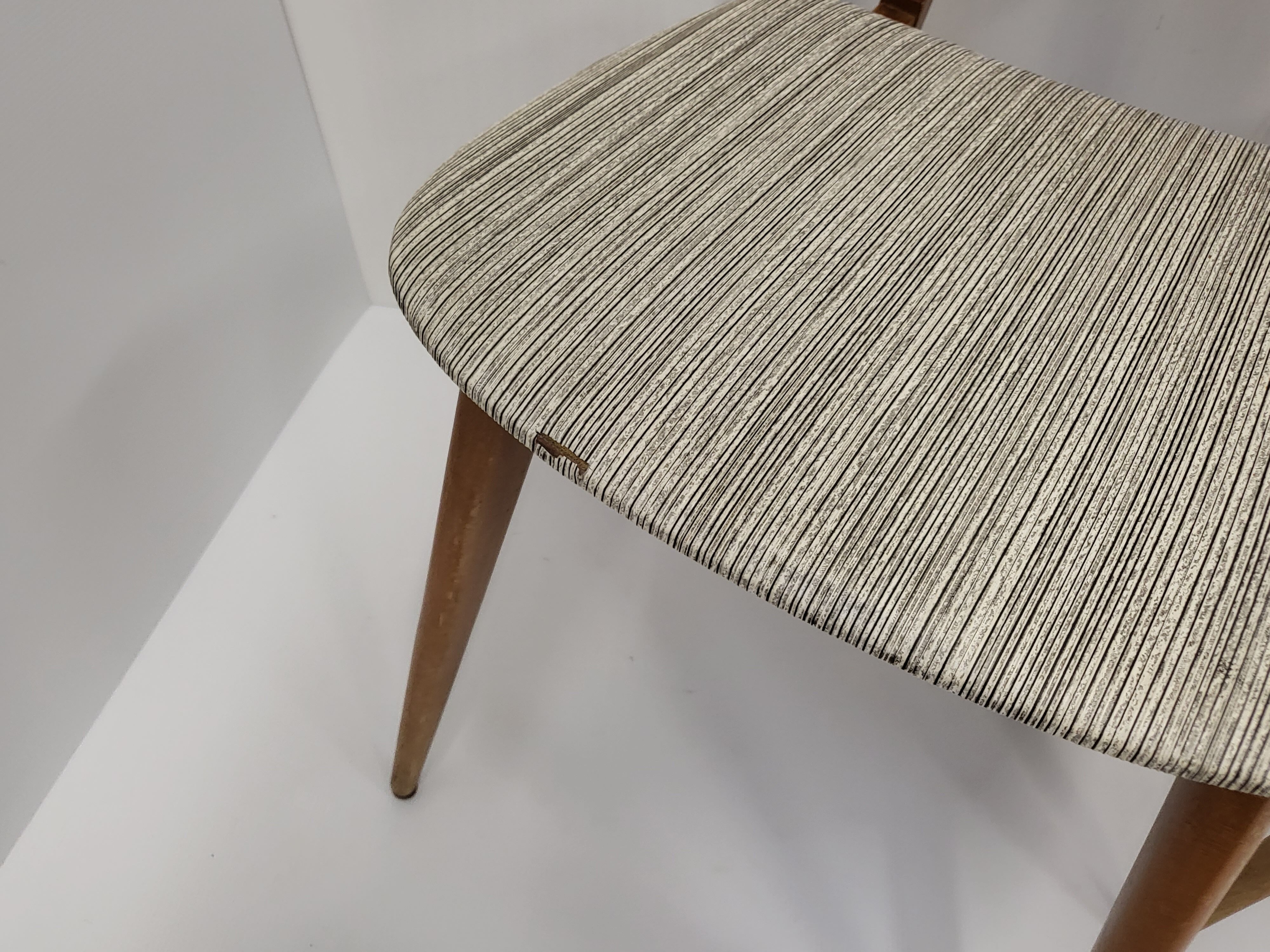 Suite of 6 vintage chairs 1950