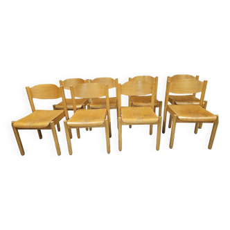 Set de 8 chaises empilables
de Karl Klipper