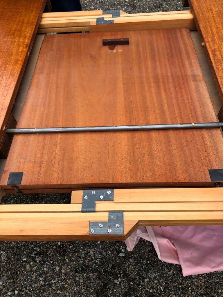 Rem Rojle Denmark extension table