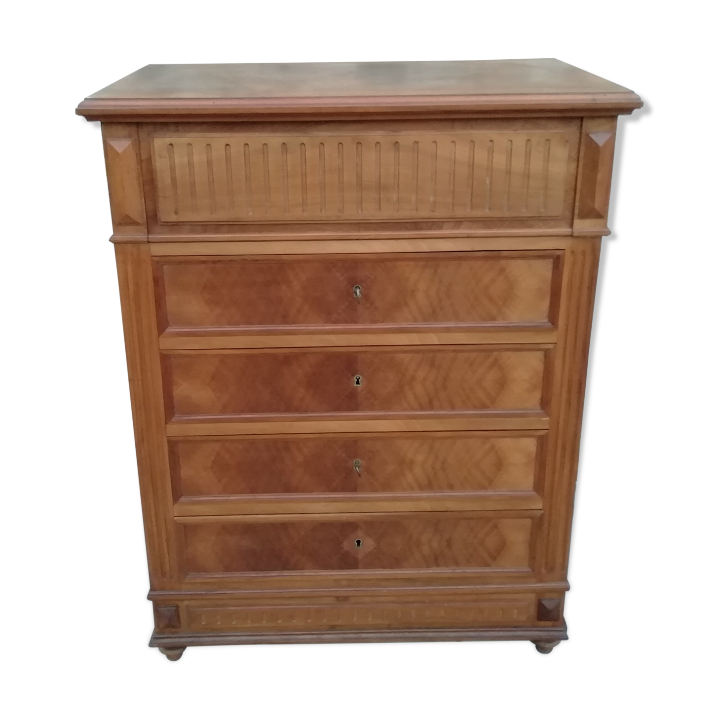 Dresser / dressing table