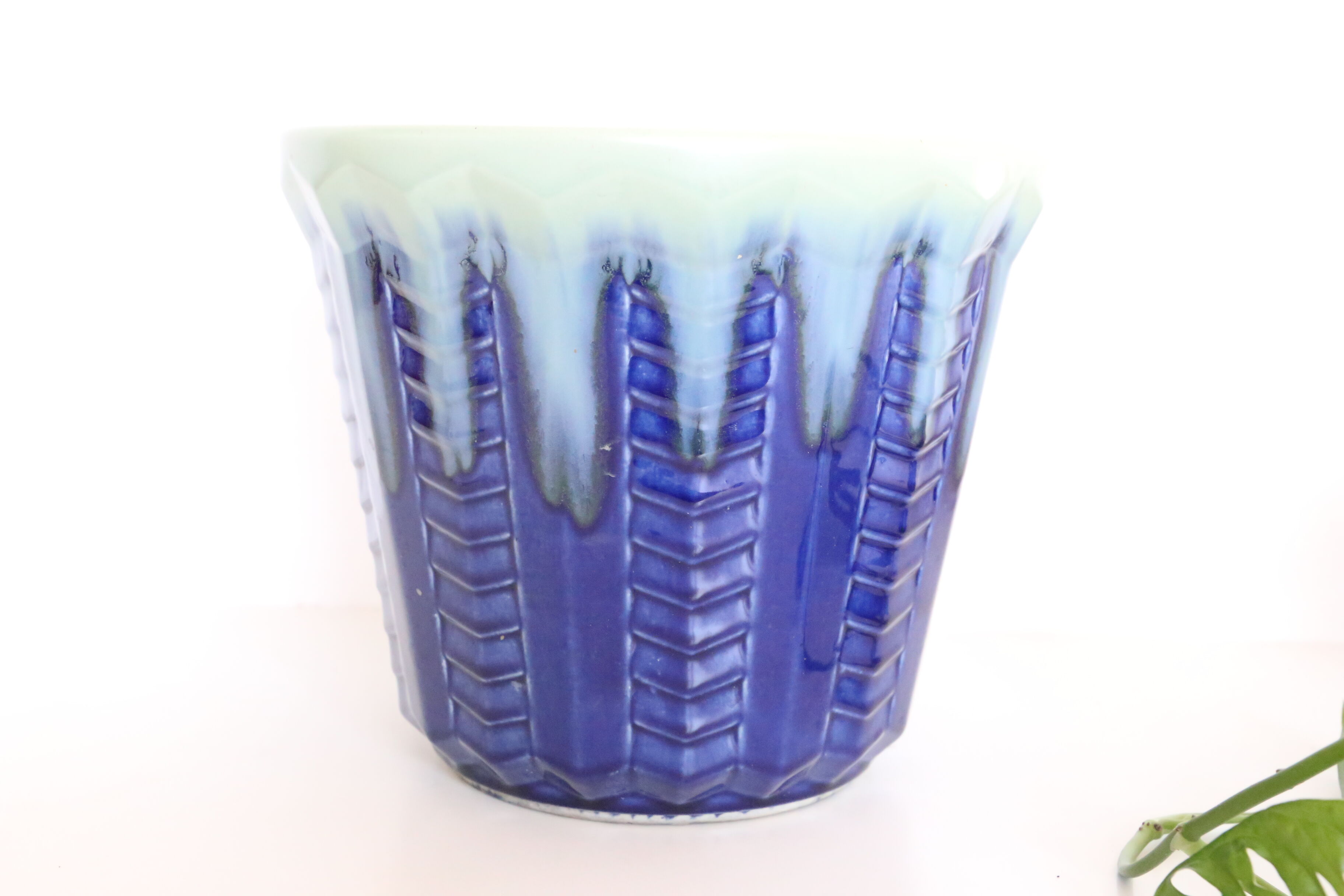 Pot cover De Bruyn, Lille, France, ancient ceramics