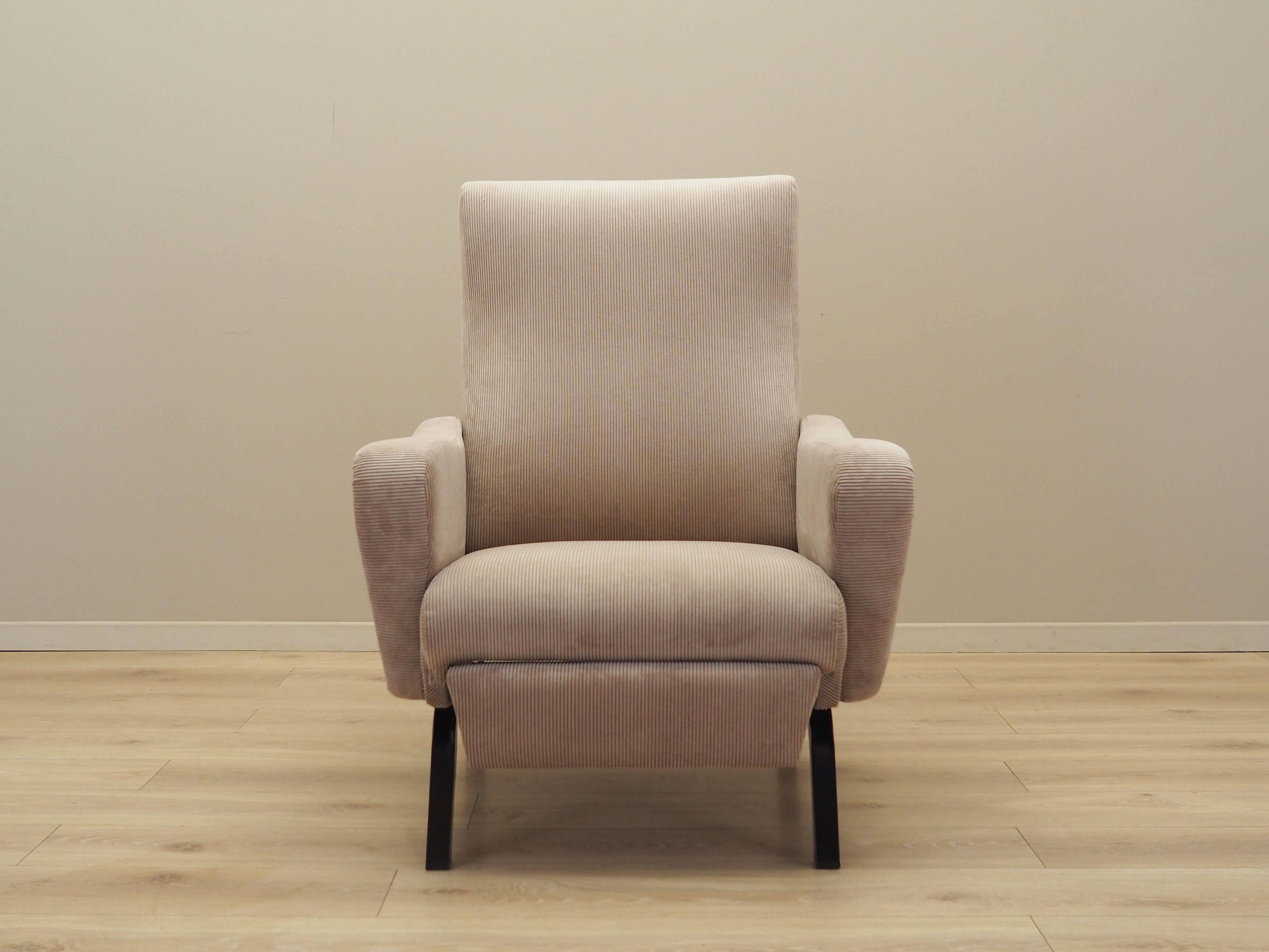 Adjustable armchair, Italian design, 1970s, production: Italy