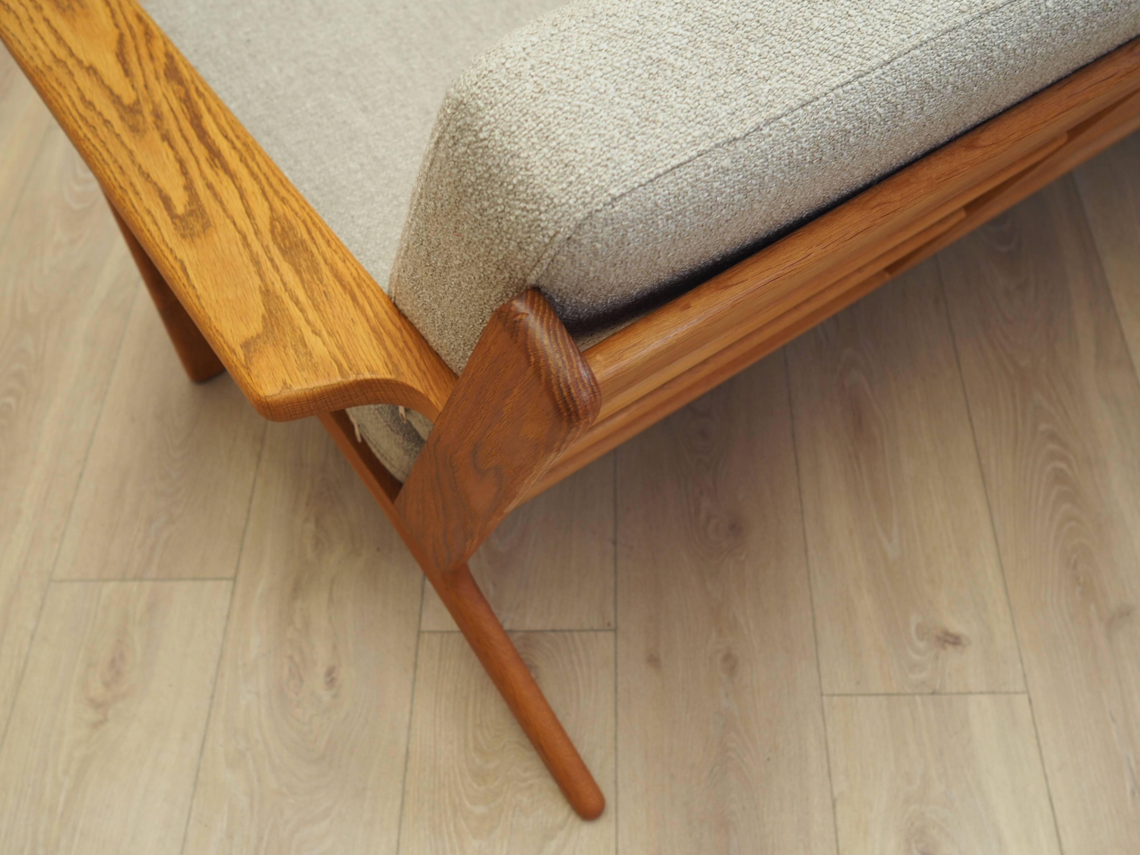 Canapé en chêne, design danois, années 1960, designer : Hans J. Wegner, fabricant : Getama