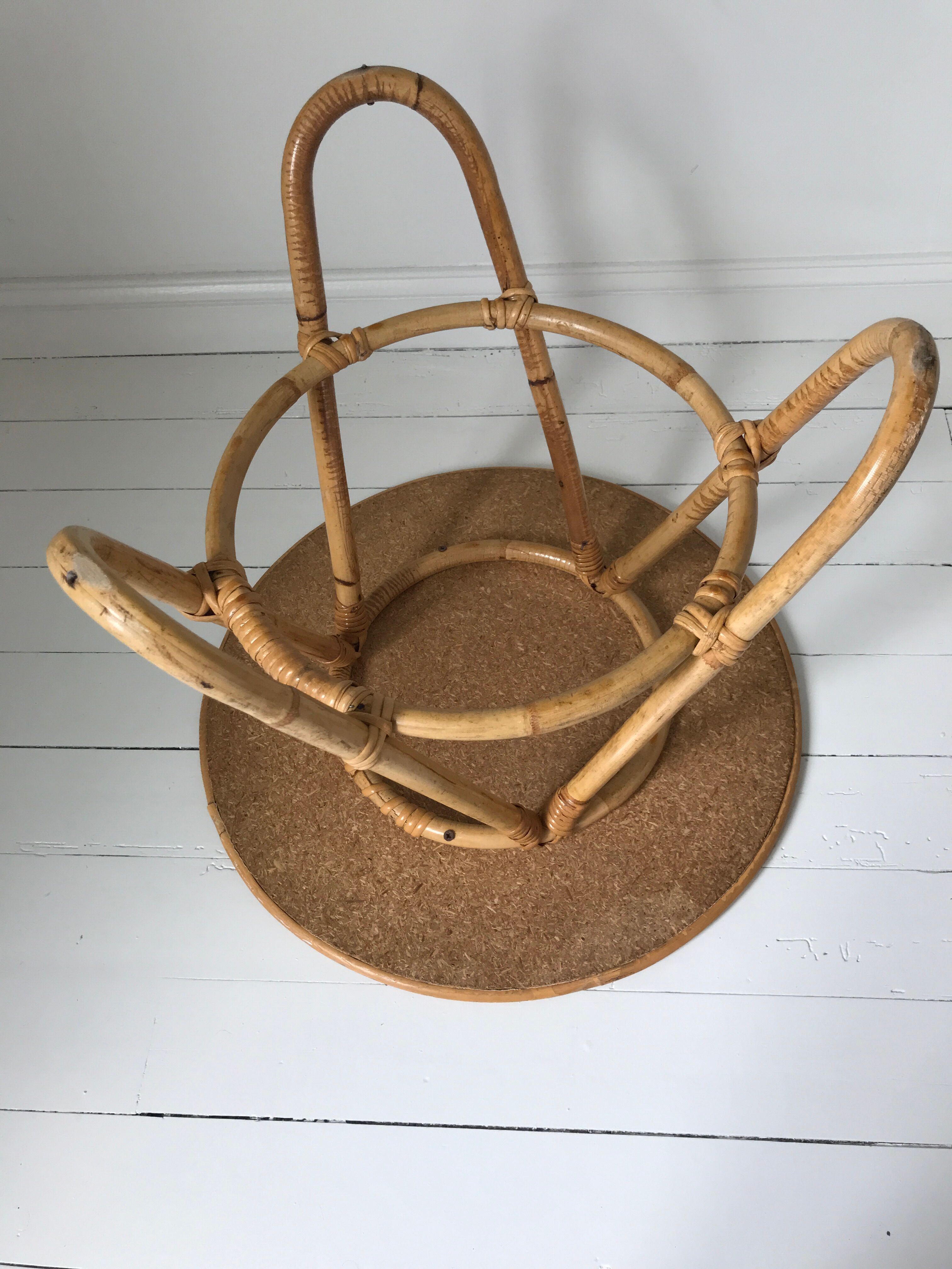 Back table in rattan from the 50s