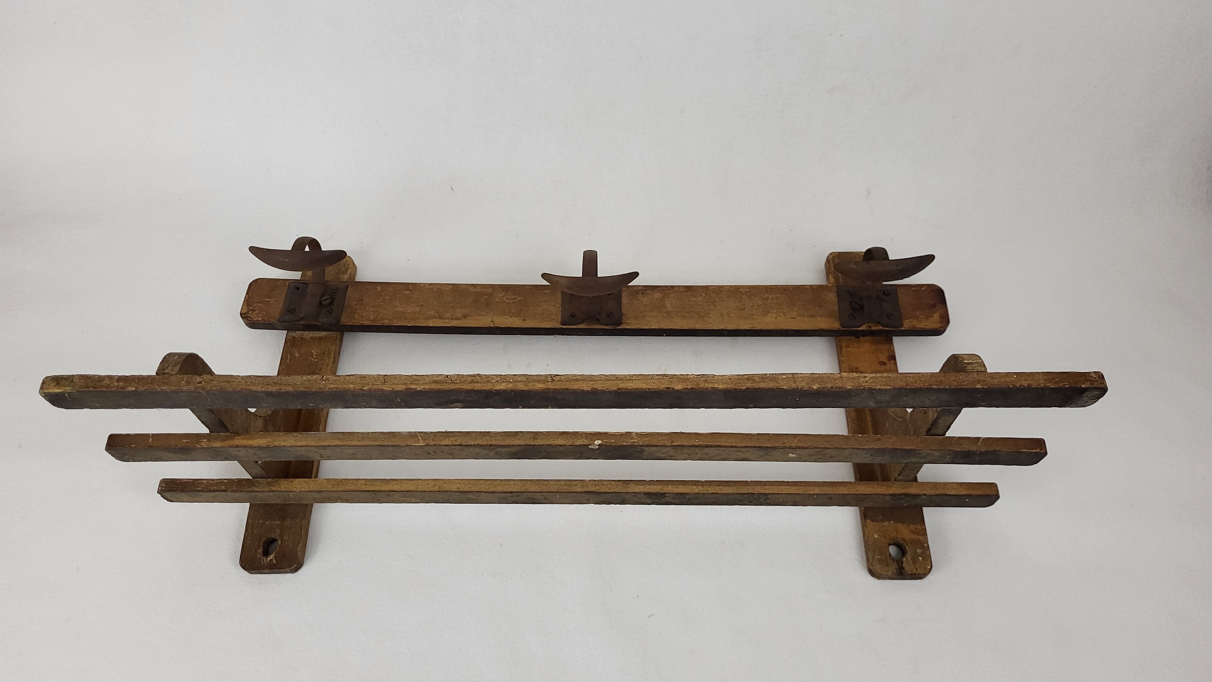 Wooden coat rack 3 hooks
