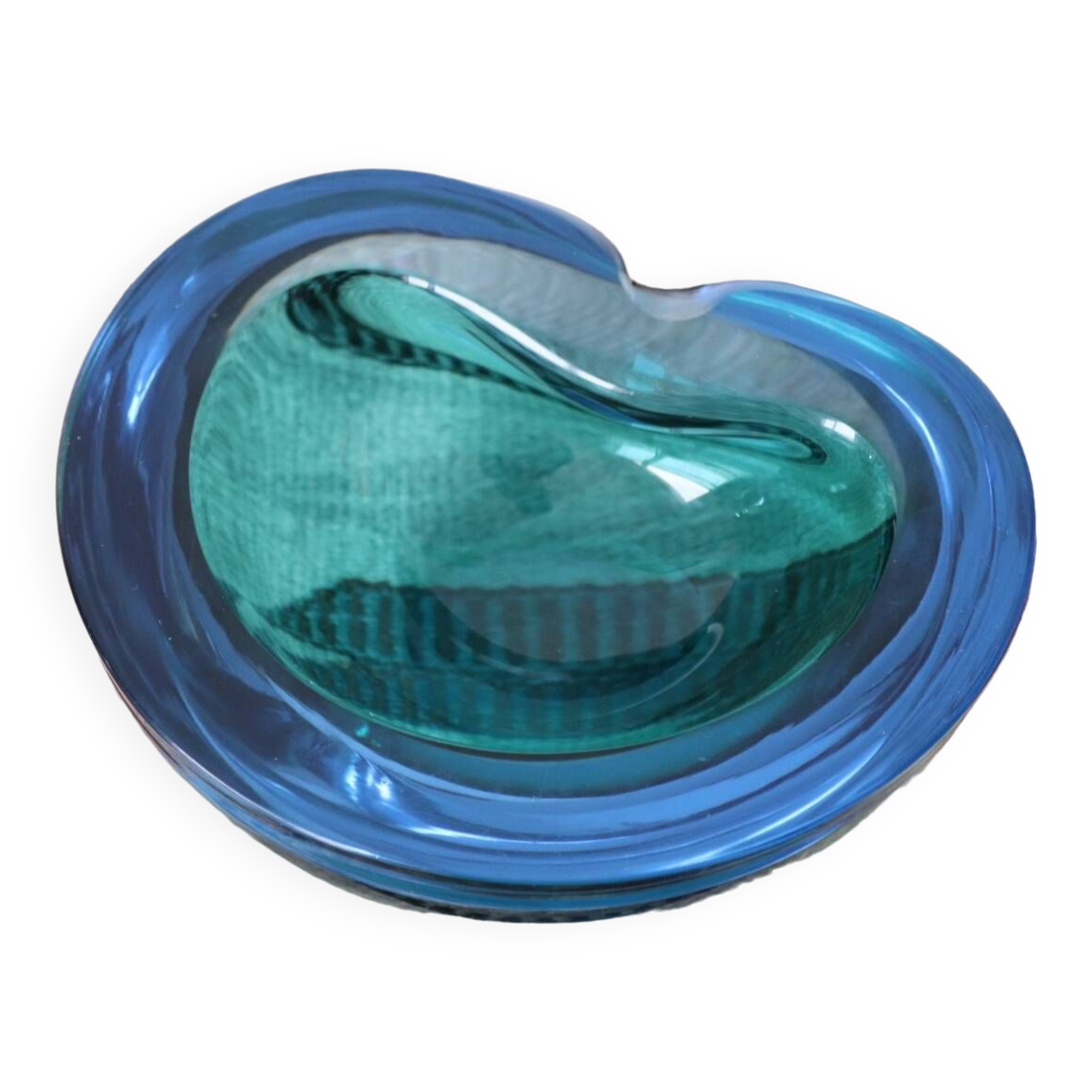 Empty pocket in murano glass two blues