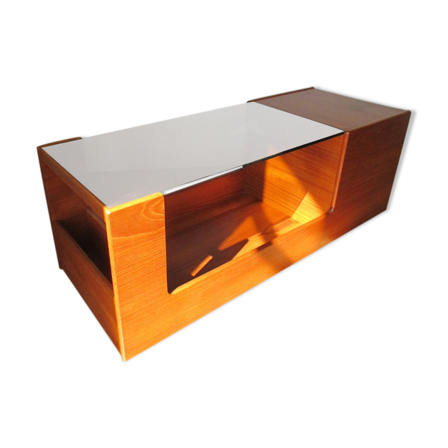 Coffee table on wheels 70