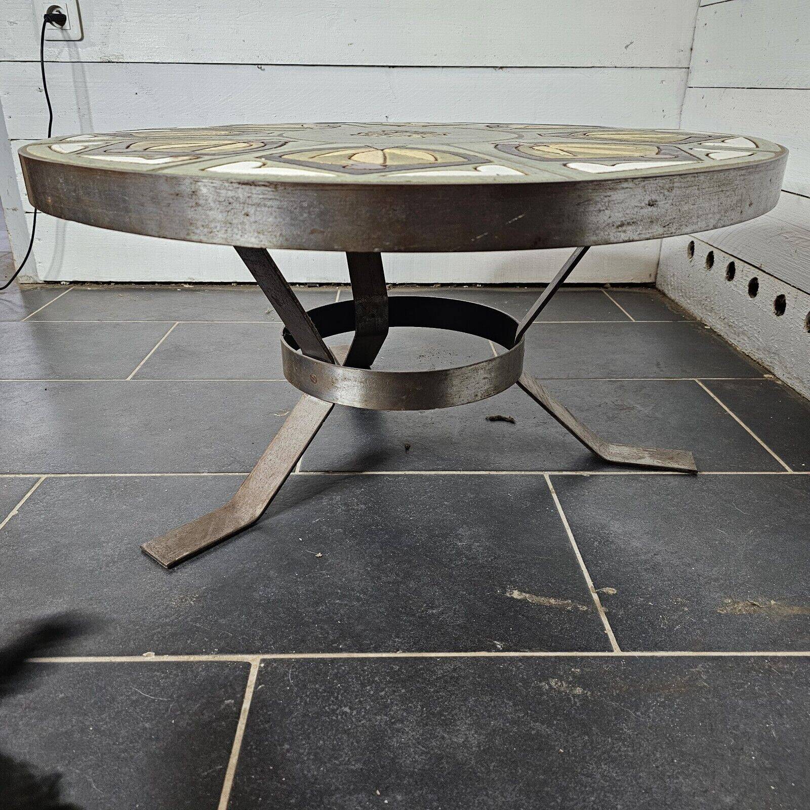 oval coffee table from the 60s, ceramic tray with decoration of flowers and birds