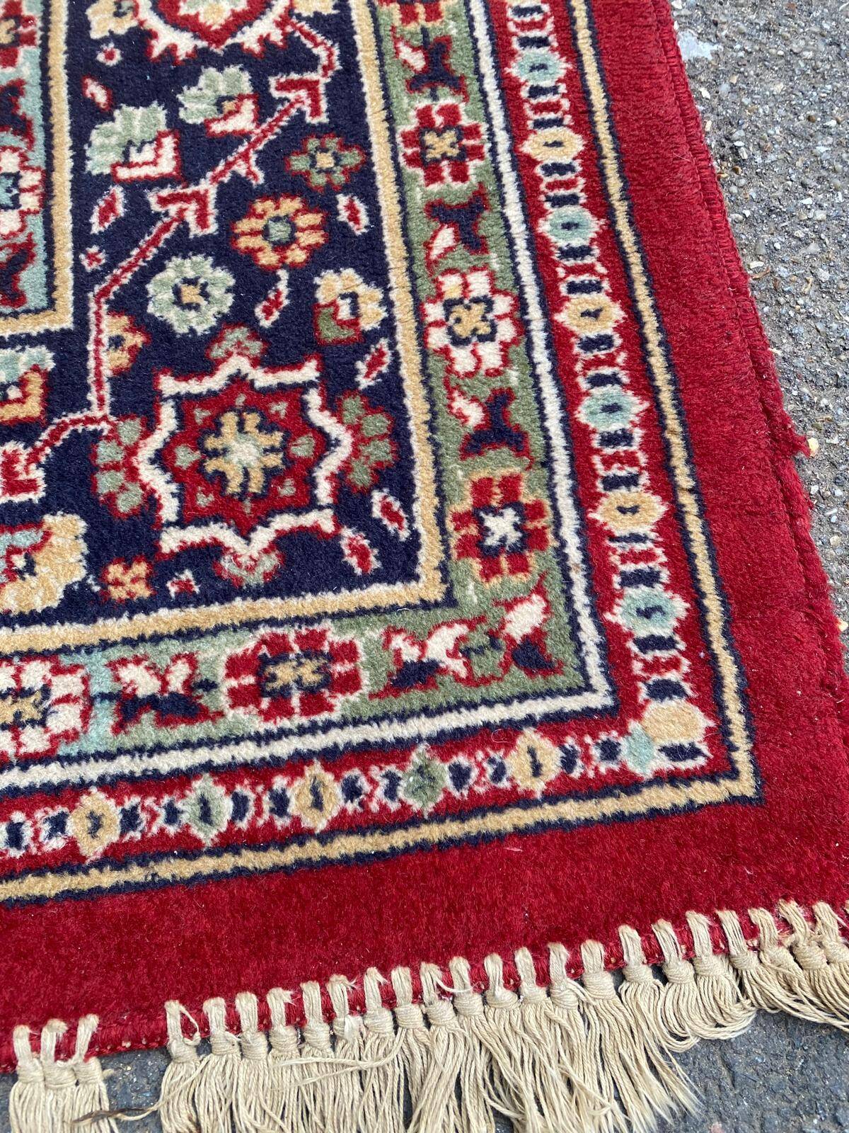 Tapis persan en laine bordeaux France 240x330