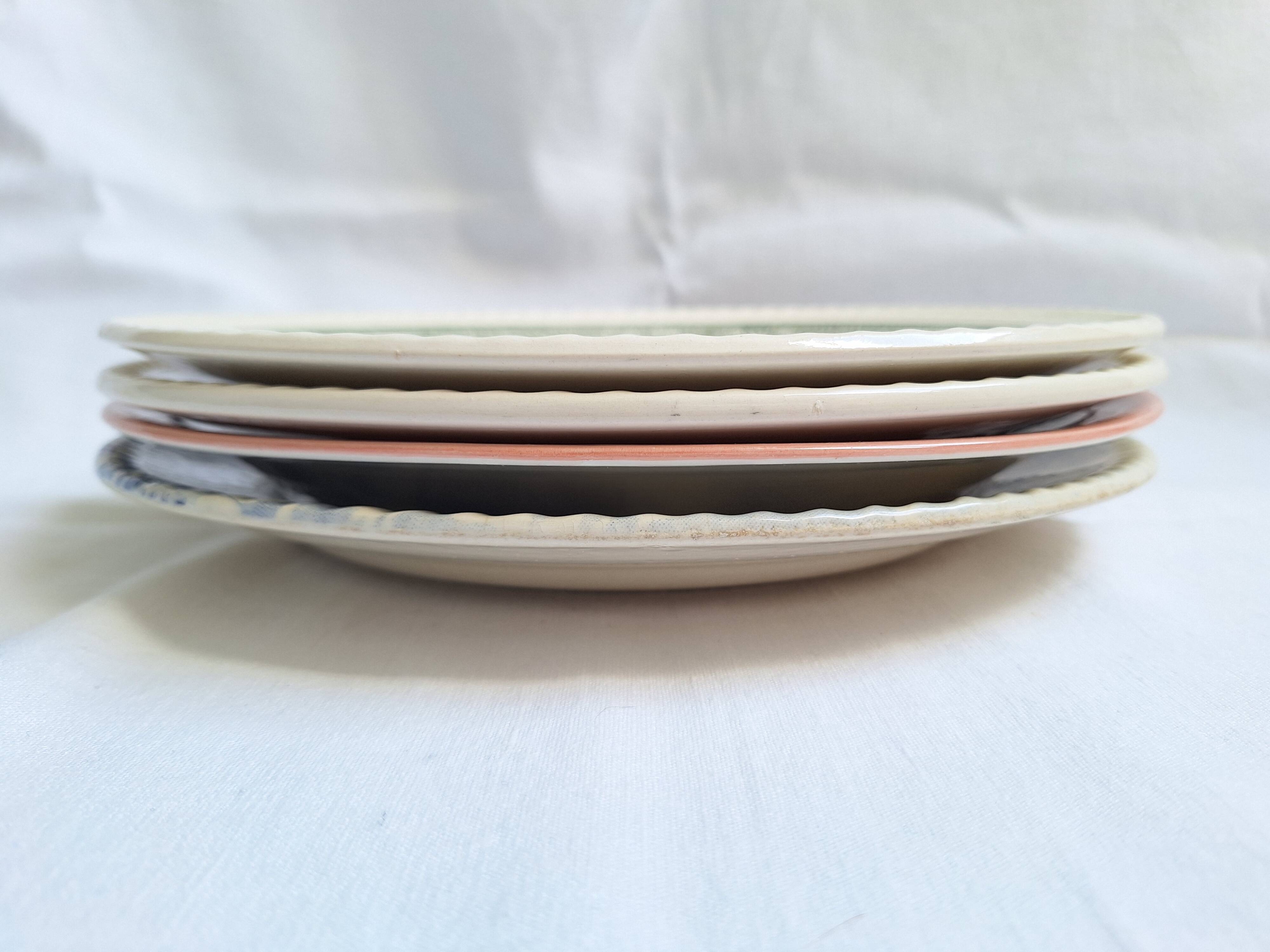 Vintage flat plates green blue pink