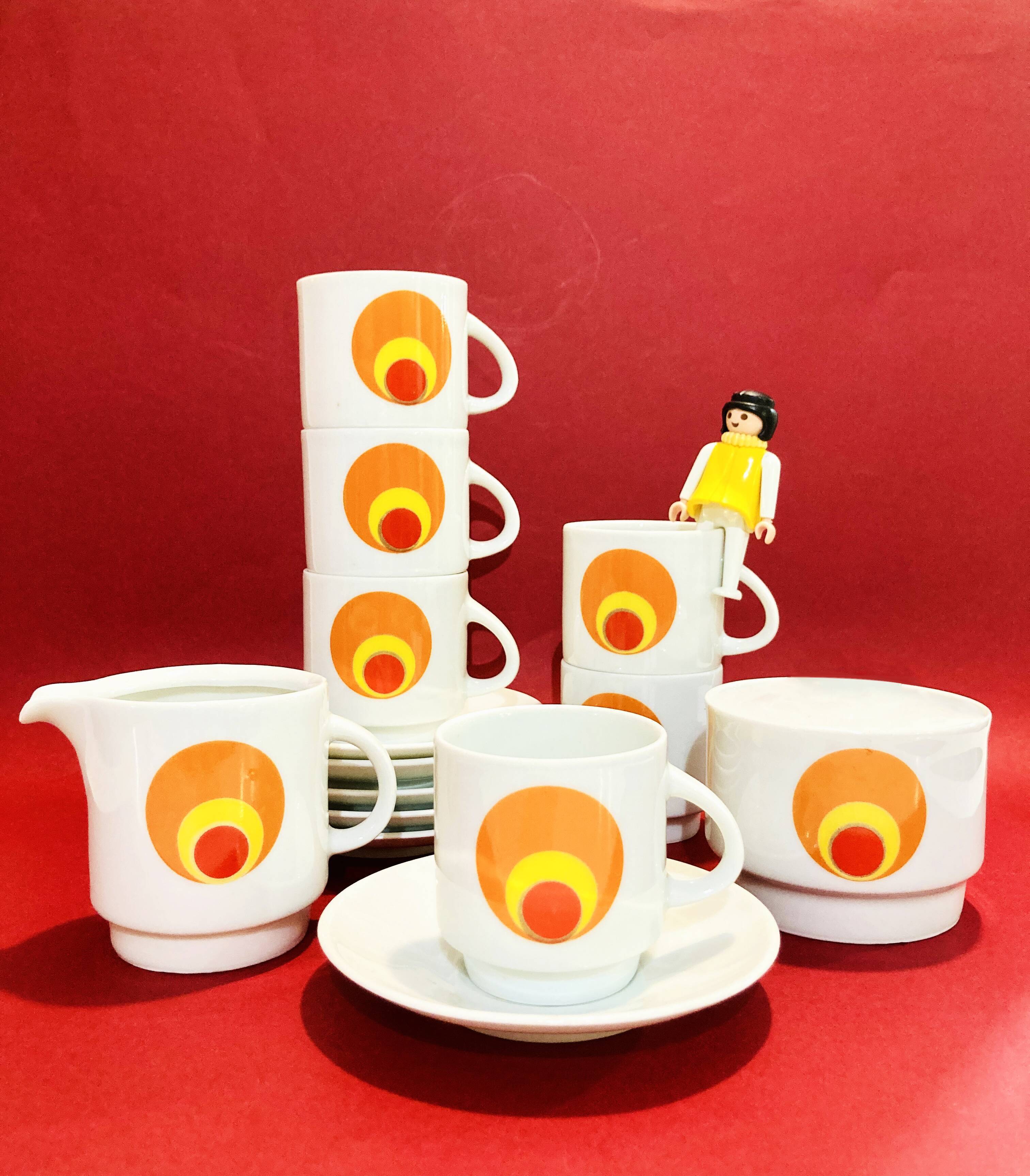 Set 6 cups patterned circles of the 70s Amap Italy- vintage-retro-pop-kitchen