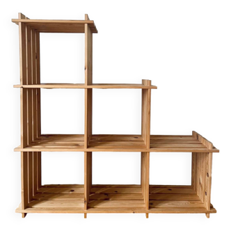 Vintage 80s pine staircase shelf bookcase Maison Regain style