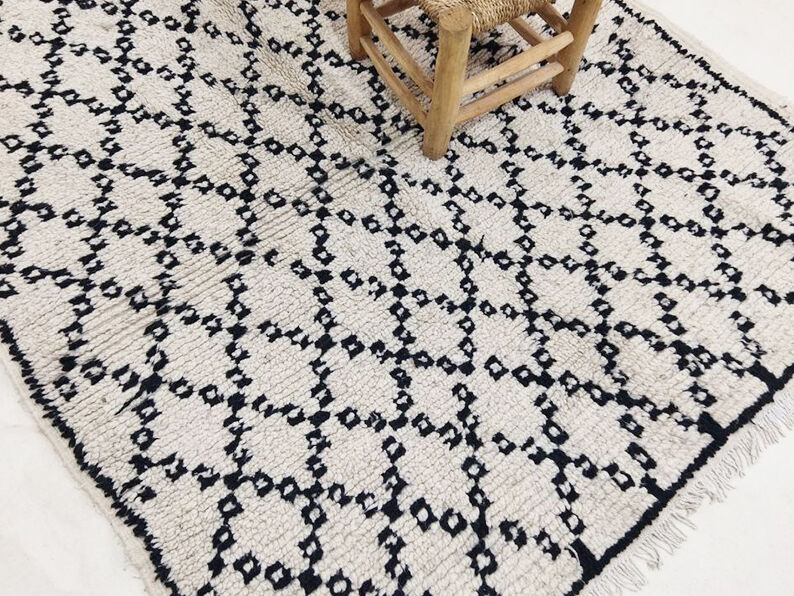 Moroccan carpet 274x130cm