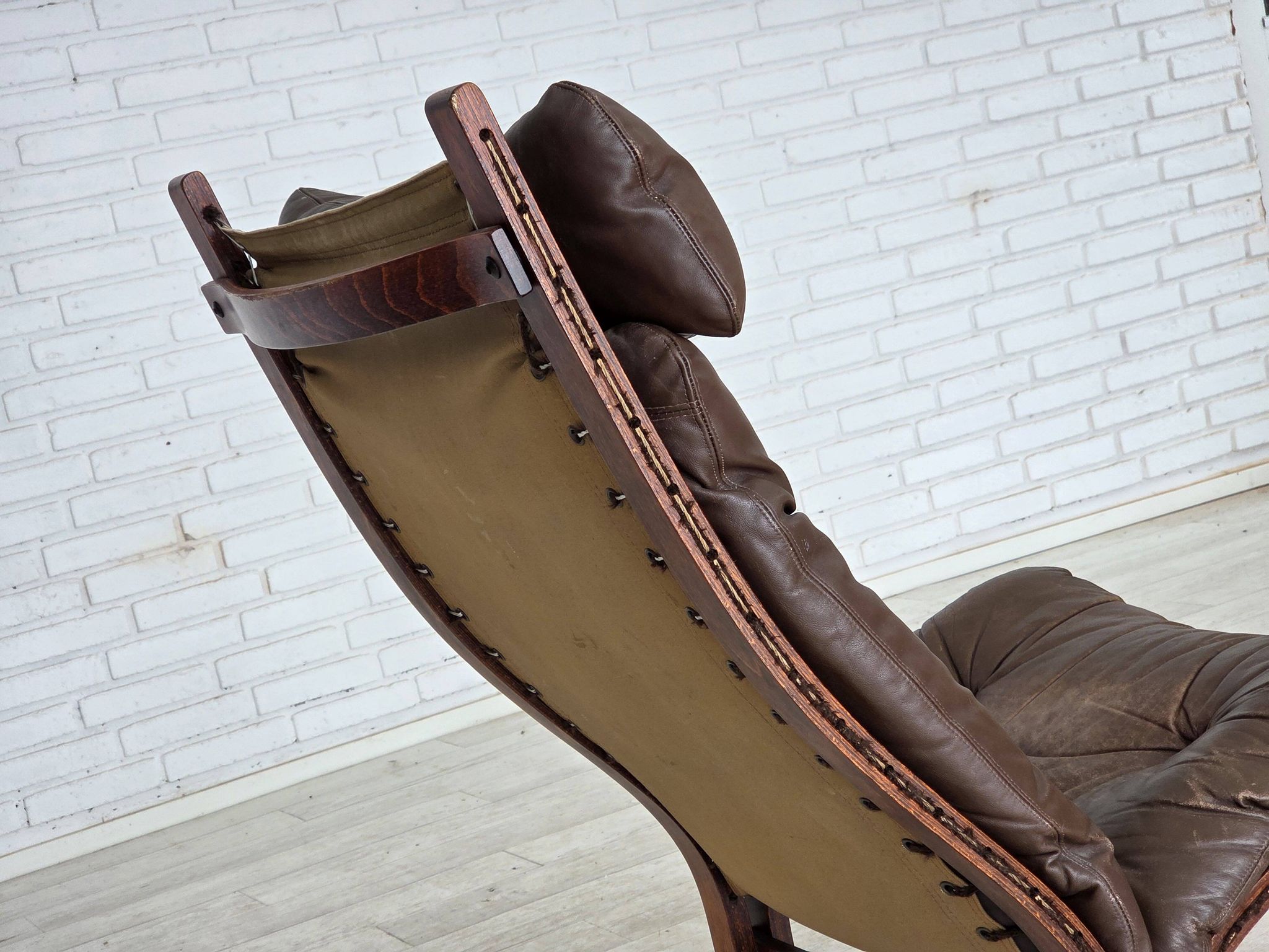 Années 1970, design norvégien par Ingmar Relling, fauteuil, modèle "Siesta".