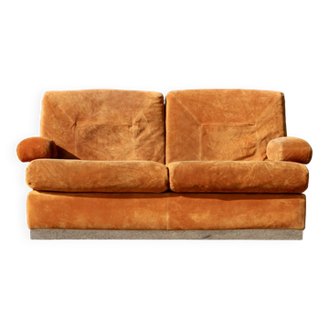 Canapé orange cuir suédé et acier. Circa 1970