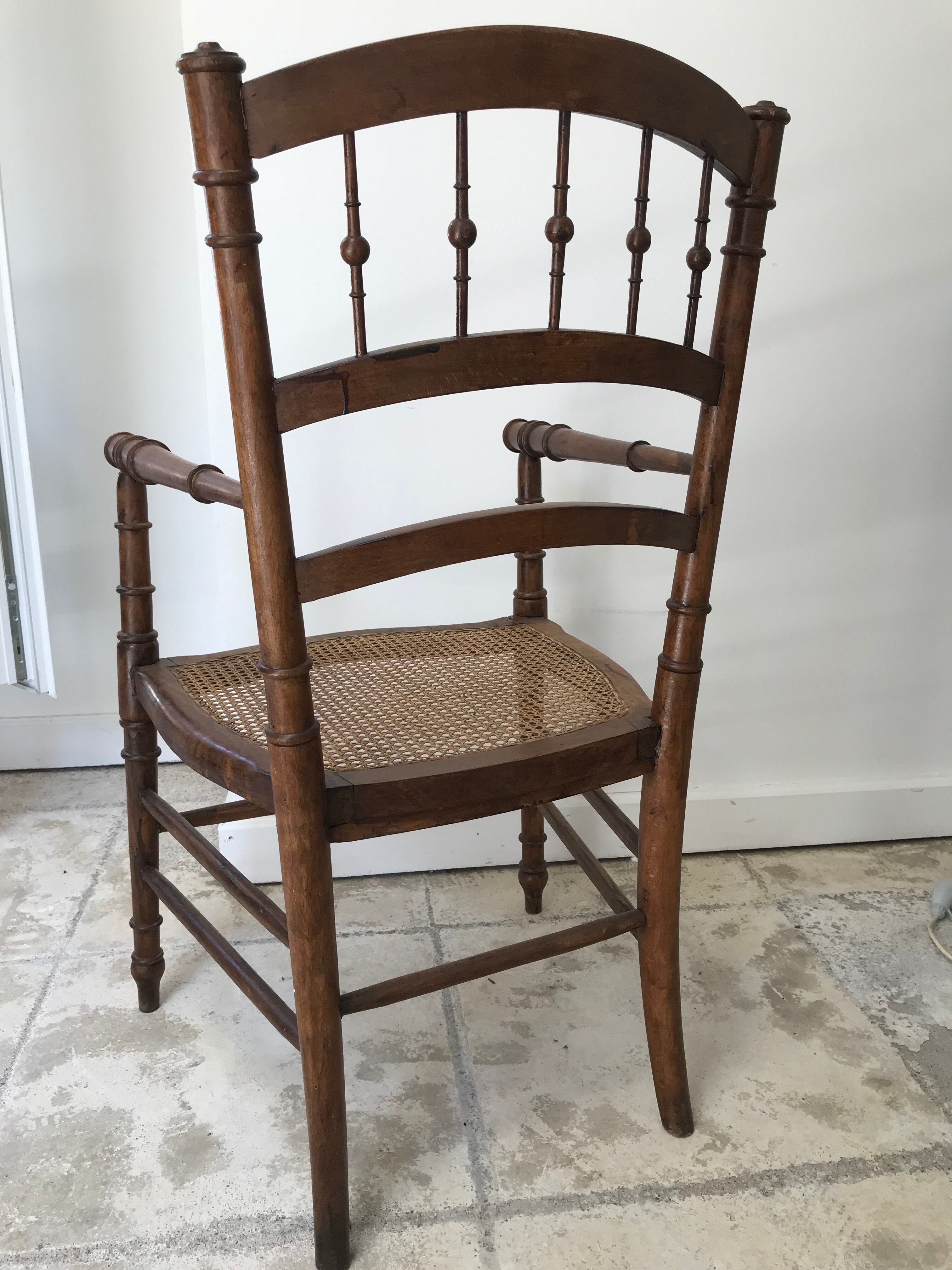 Canned armchair Art & Craft