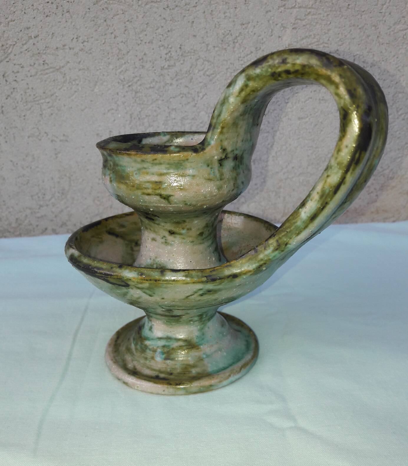 Ceramic candle holder