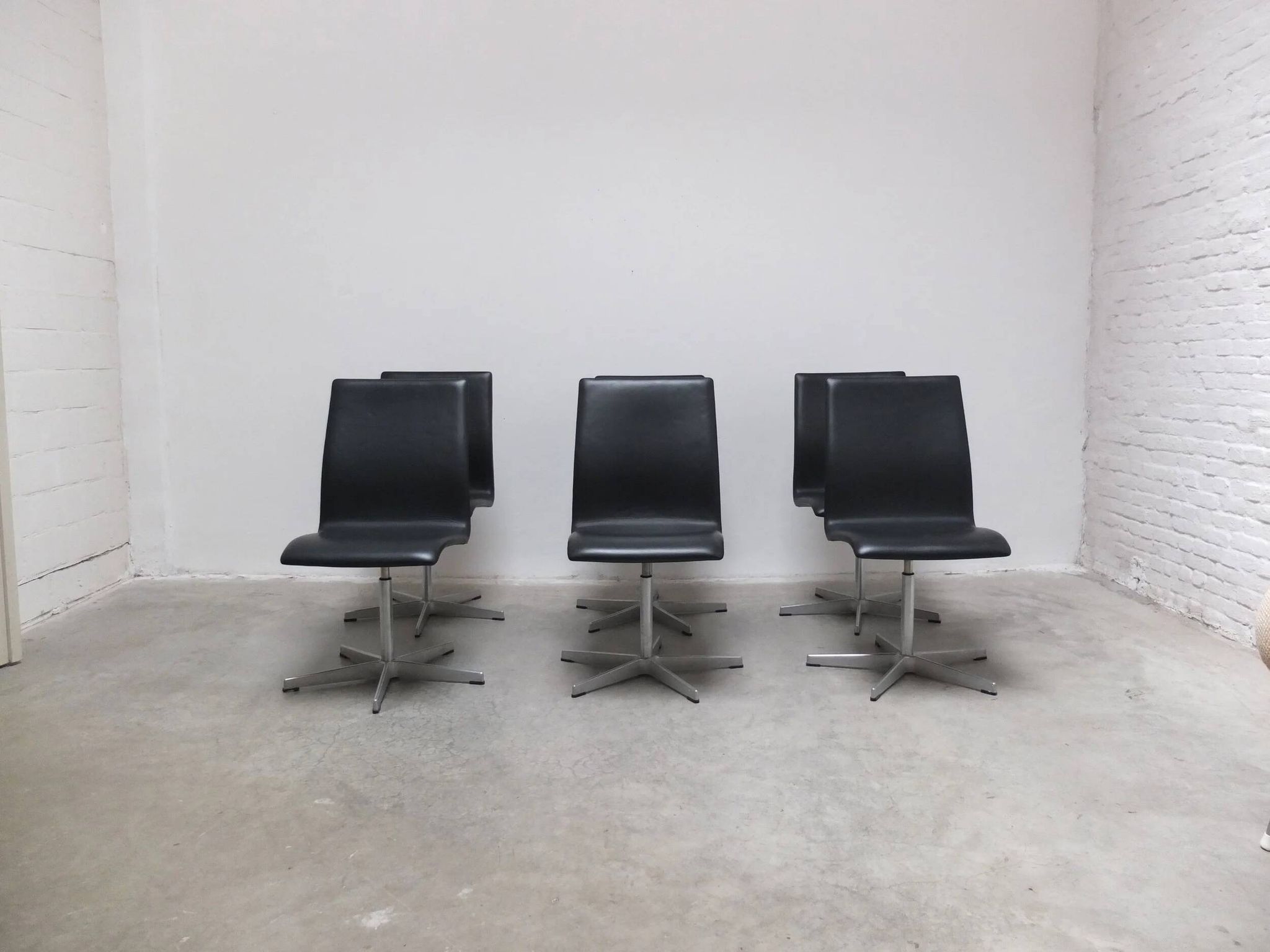 Set of 6 'Oxford' swivel chairs by Arne Jacobsen for Fritz Hansen, 1965