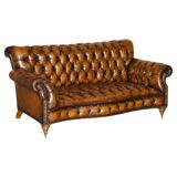 Victorian Chesterfield canapé in hand-dyed serpentine leather.