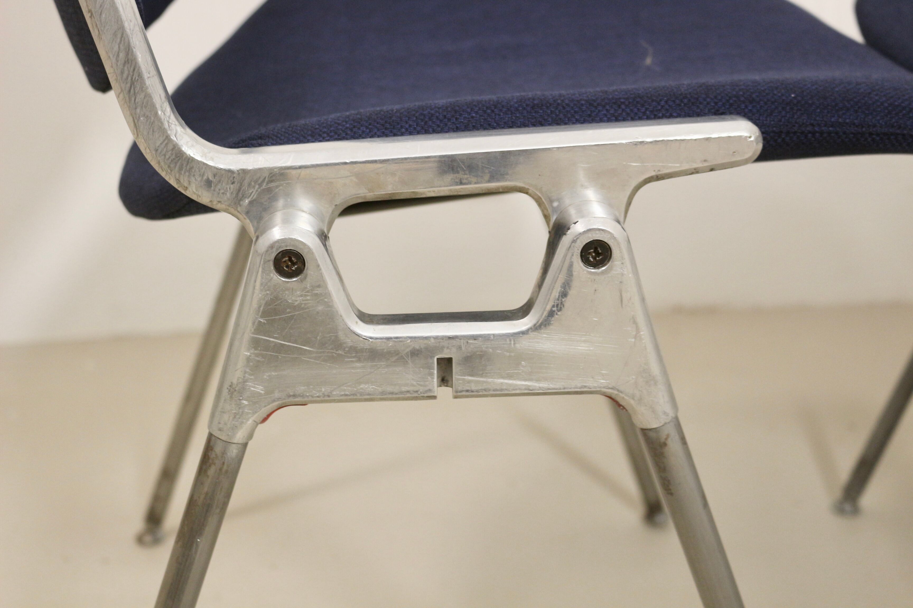 Pair of 2 vintage chairs DSC 106 by Giancarlo Piretti for Anonima Casteli 1965.Ref : Cat