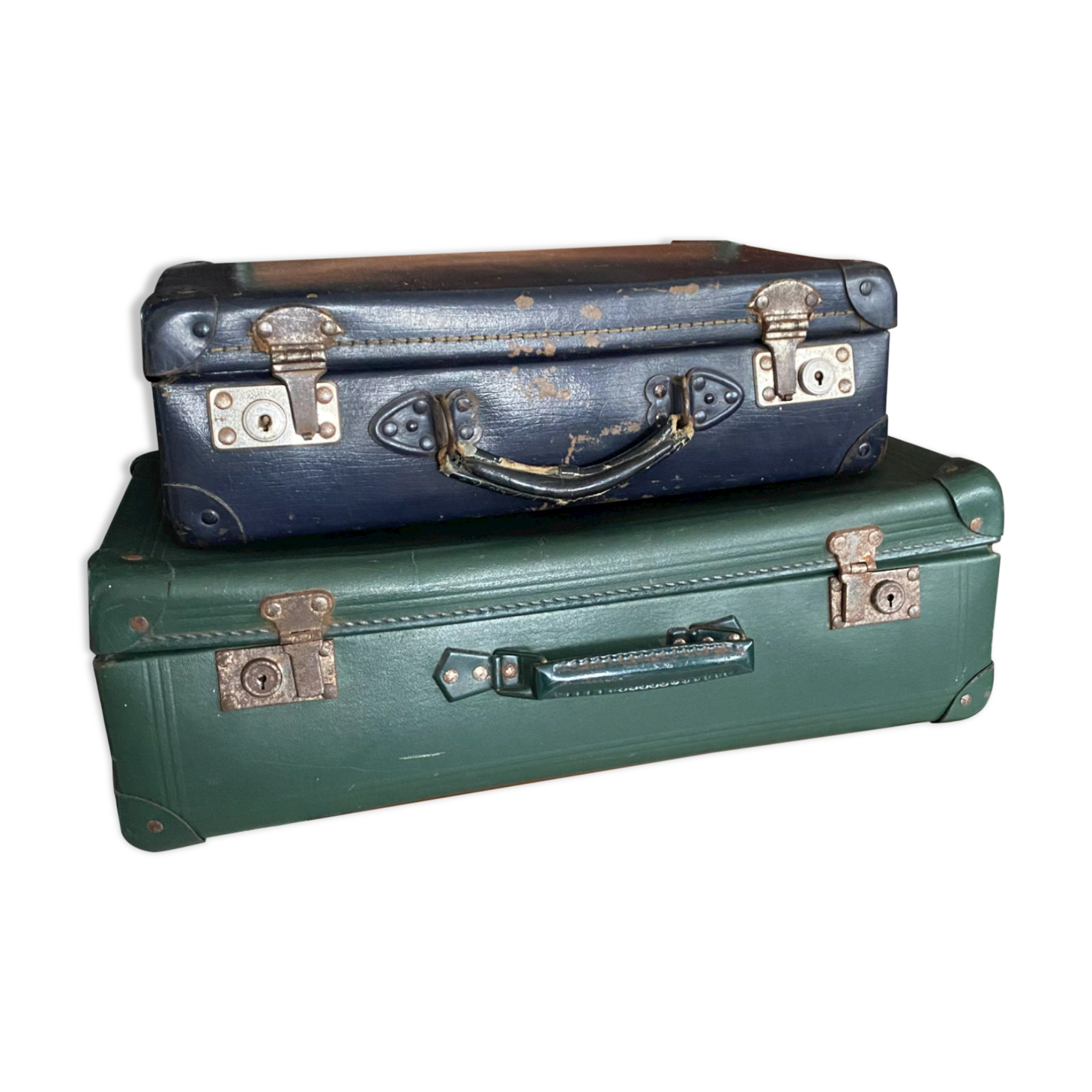 Set of 2 vintage suitcases