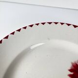 Round "Oeillet" dish Sarreguemines, 1920-50