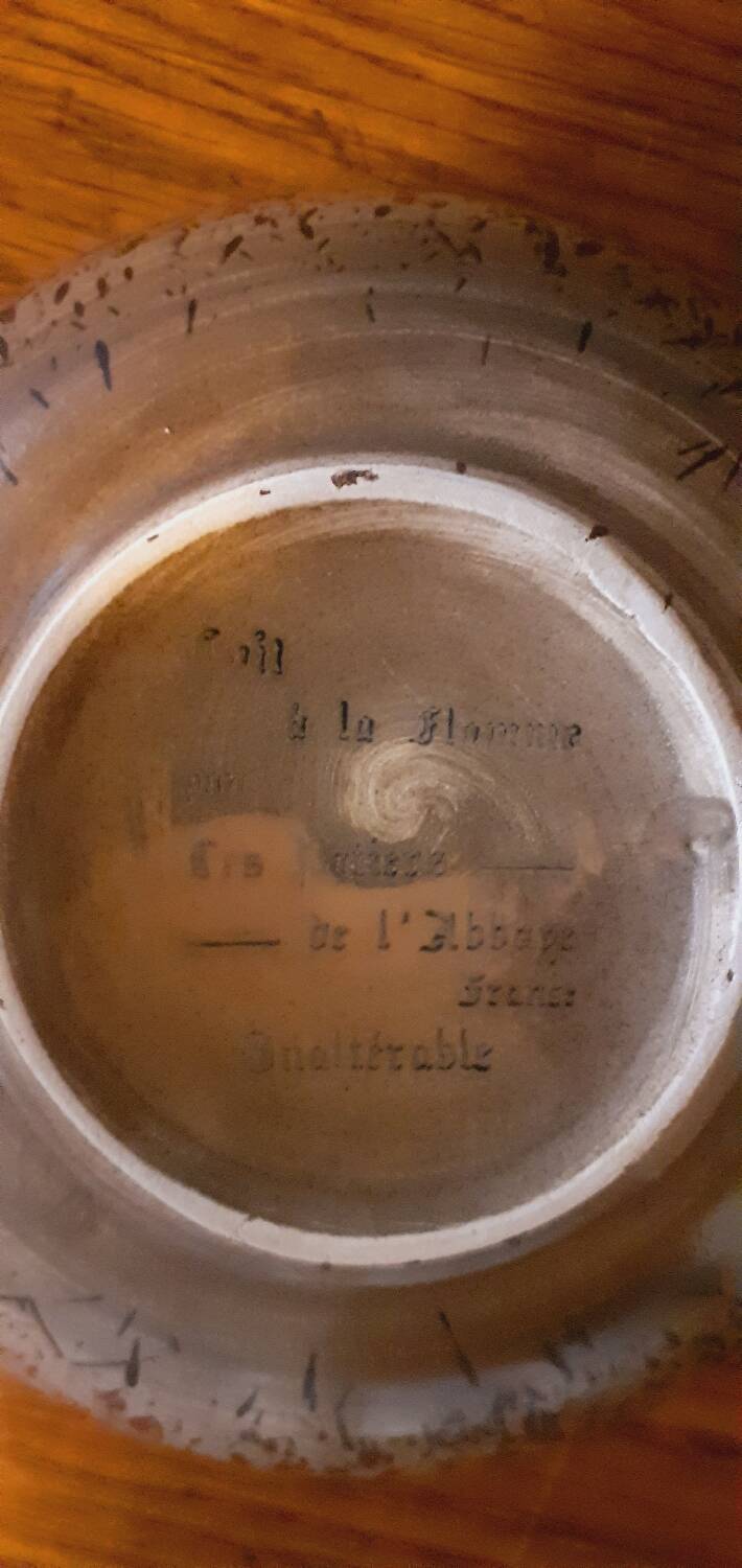 18 assiettes à soupe, jattes en grès de Salins les Bains année 60