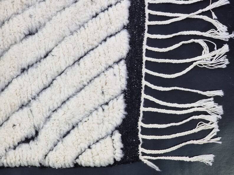 Handwoven traditional Berber wool rug, size 140 x 260 cm