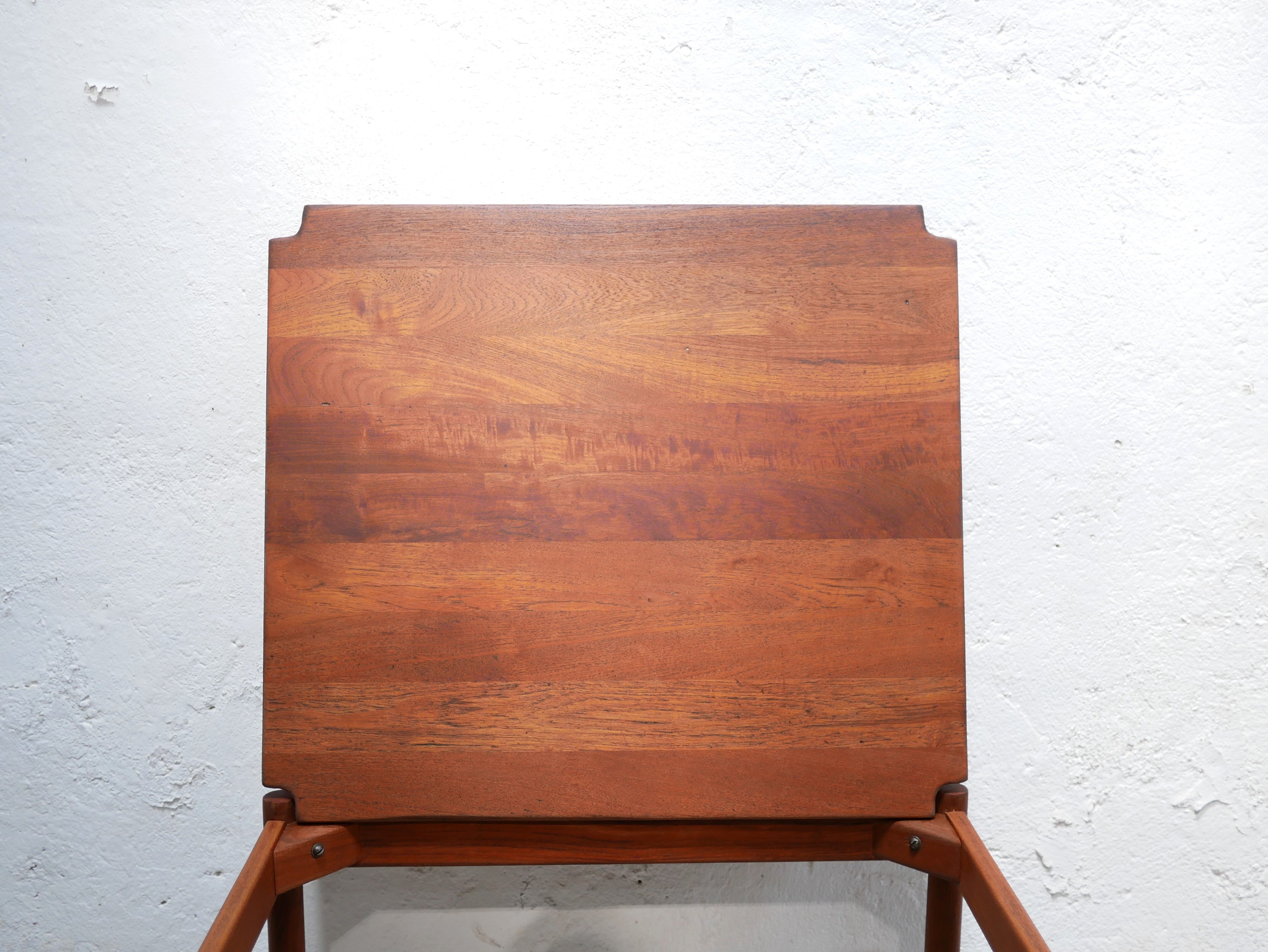 Danish coffee table in vintage teak edited by Magnus Olesen