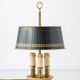 Lampe Bouillotte de l'Empire Français avec trois lumières en laiton et un abat-jour en étain doré avec un motif de laurier.
