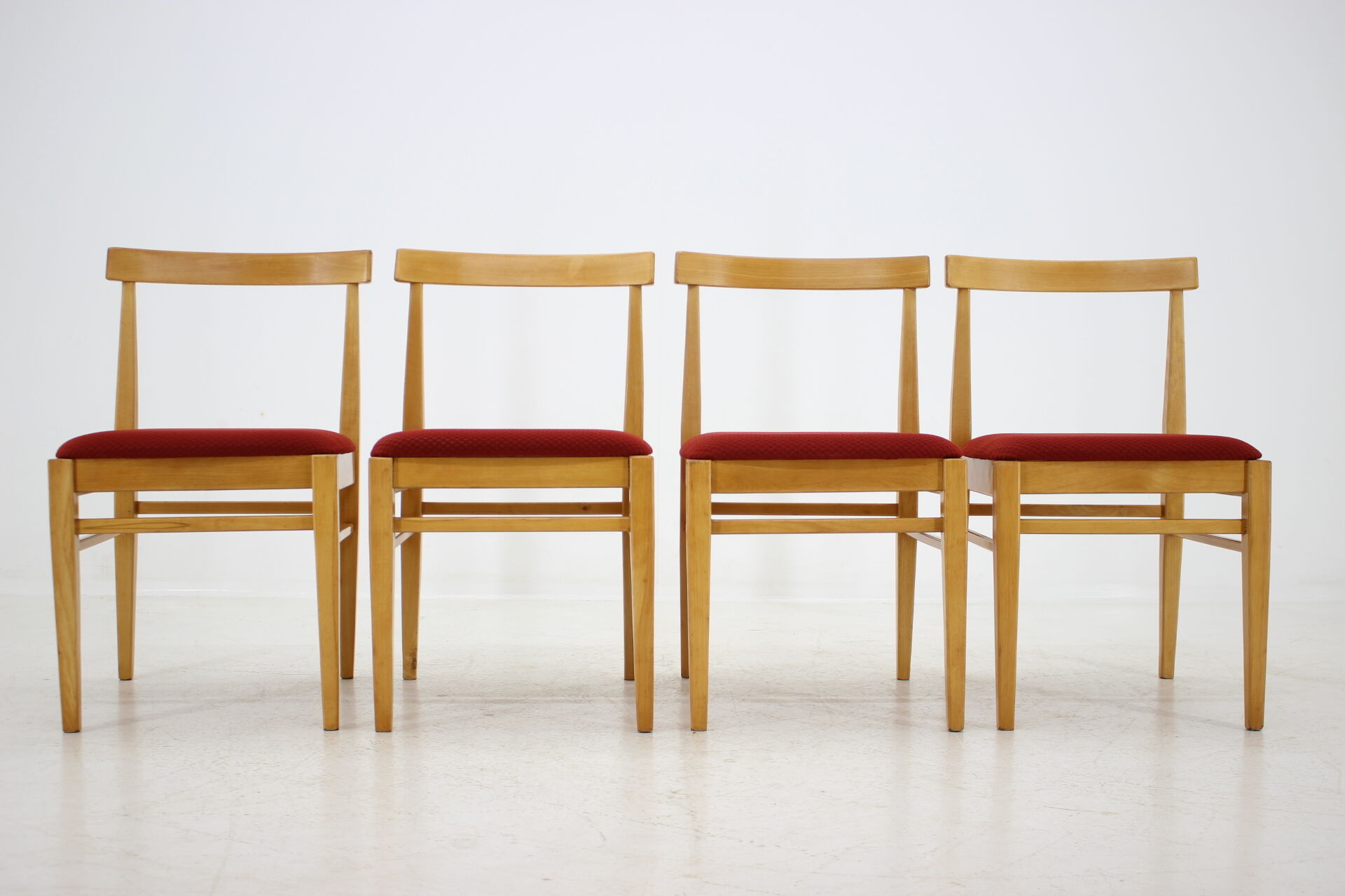 Set of four dining chairs, Thon, 1970´s