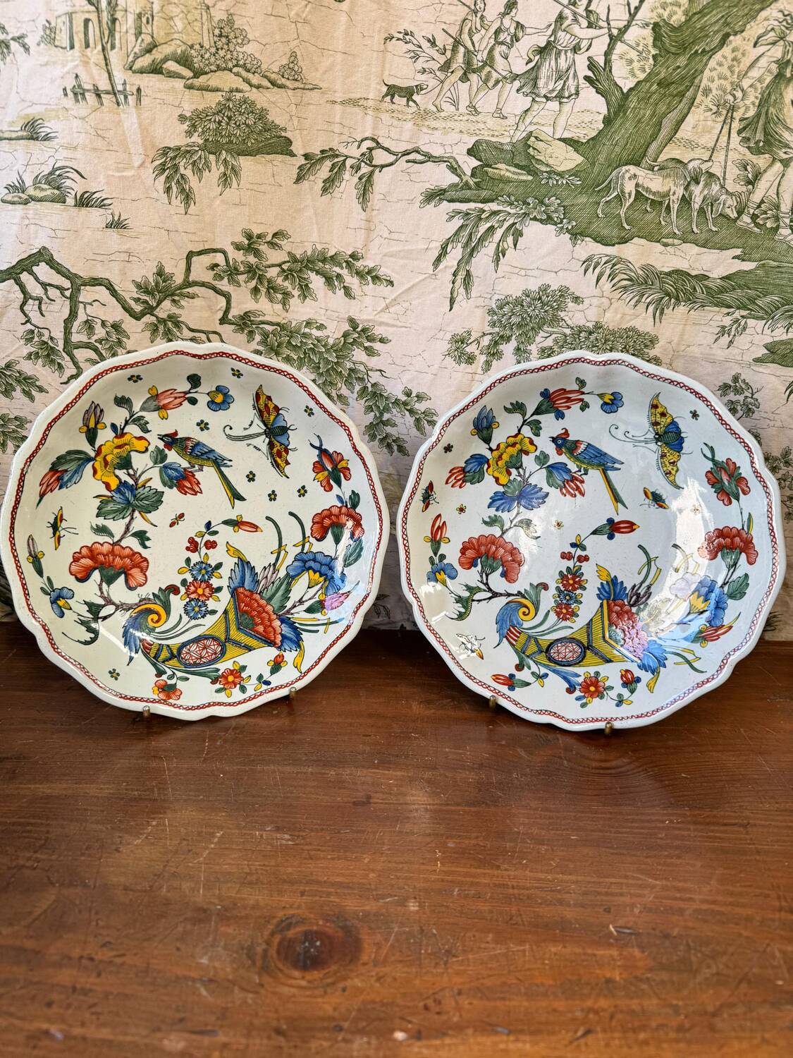 Pair of Rouen earthenware hollow dishes – 18th century