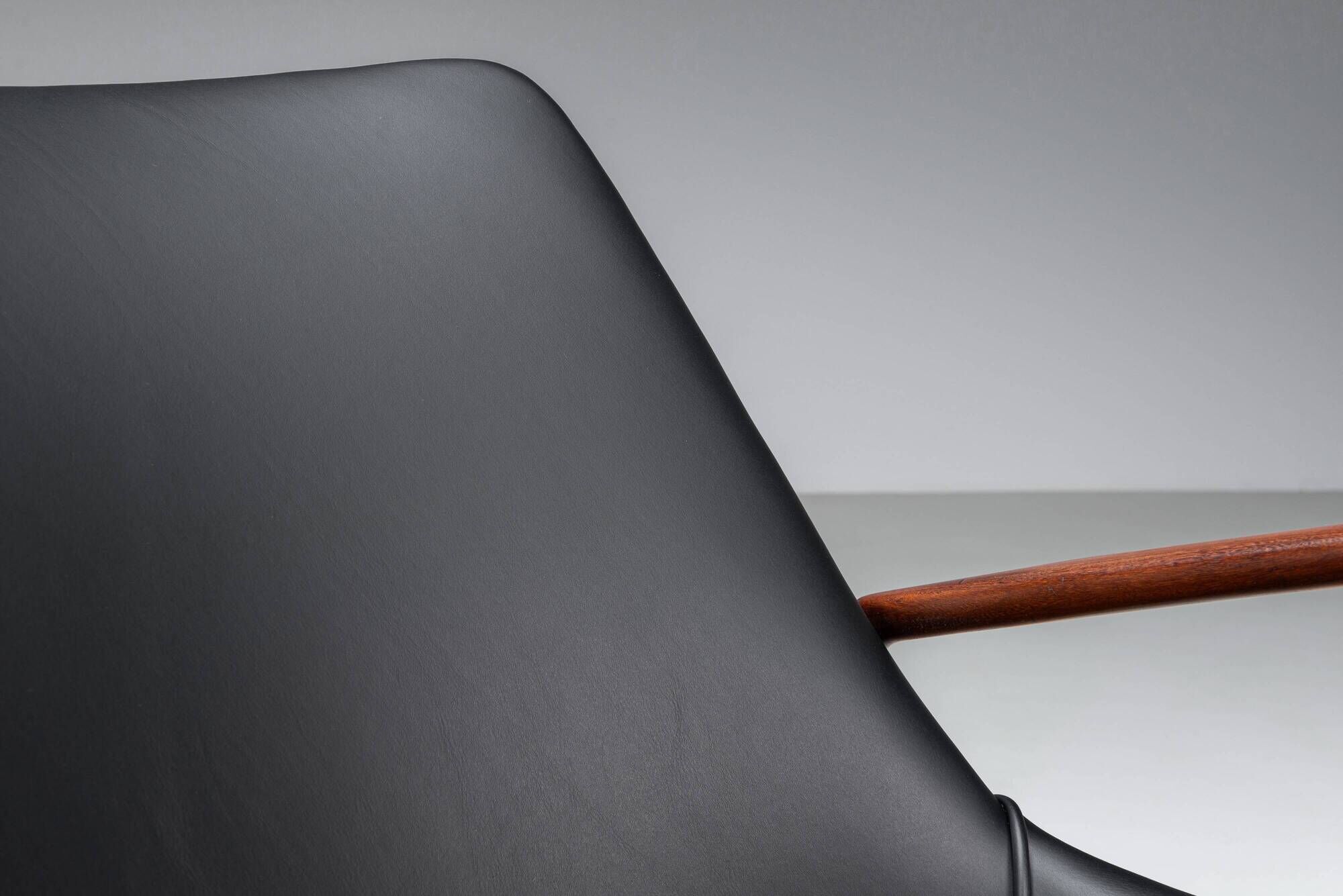 Ib Kofod Larsen ‘Seal’ lounge chair for OPE Möbler Sweden
