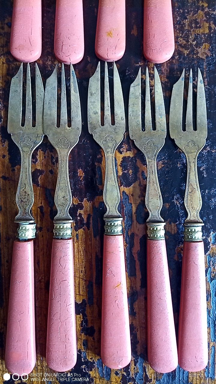 9 brass cake forks - vintage Bakelite handle