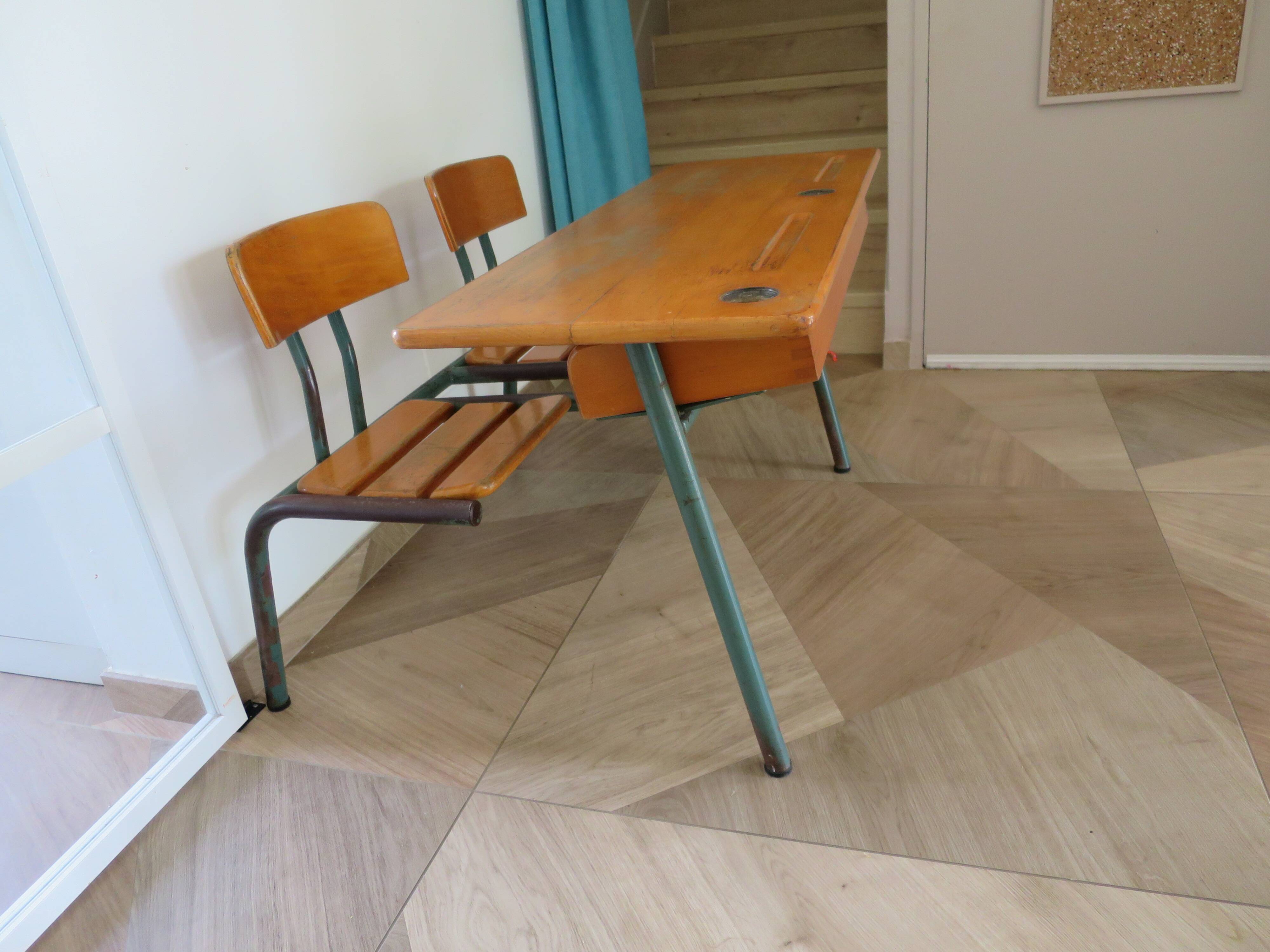 Bureau d’écolier vintage en bois et métal - Bureau double